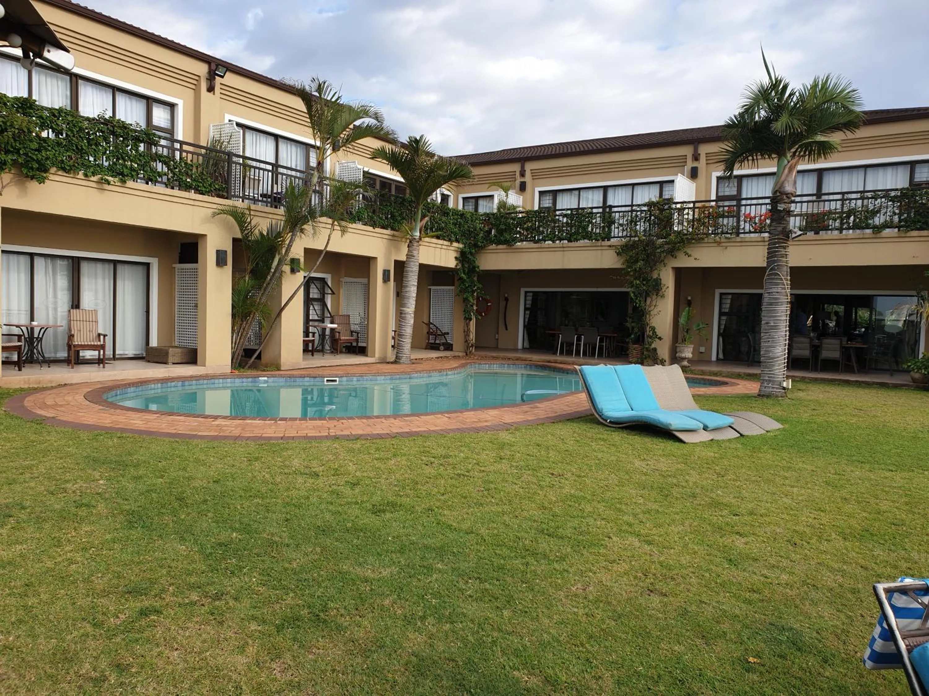Pool view in Fairway Guest House