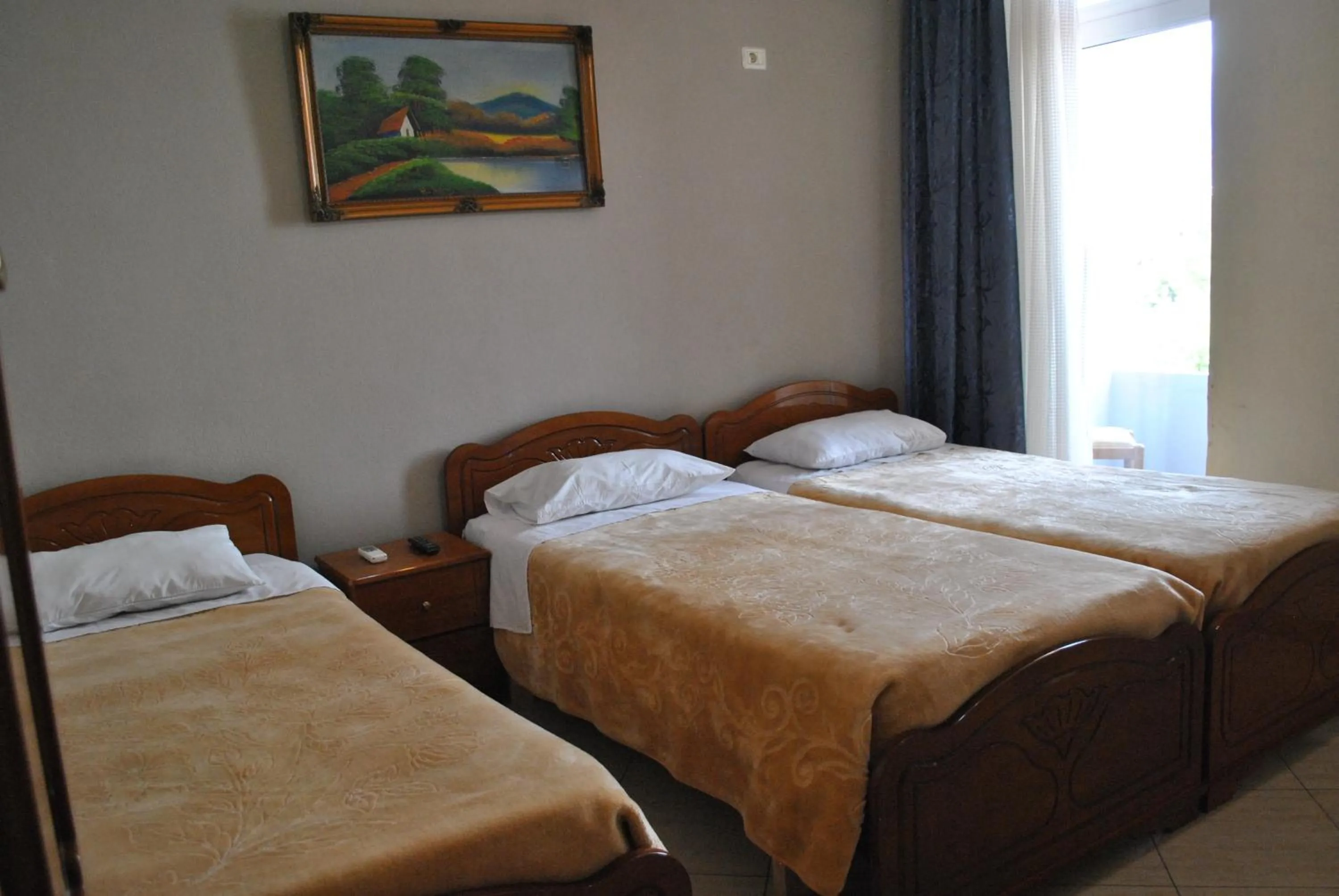 Triple Room with Balcony in Eden Hotel