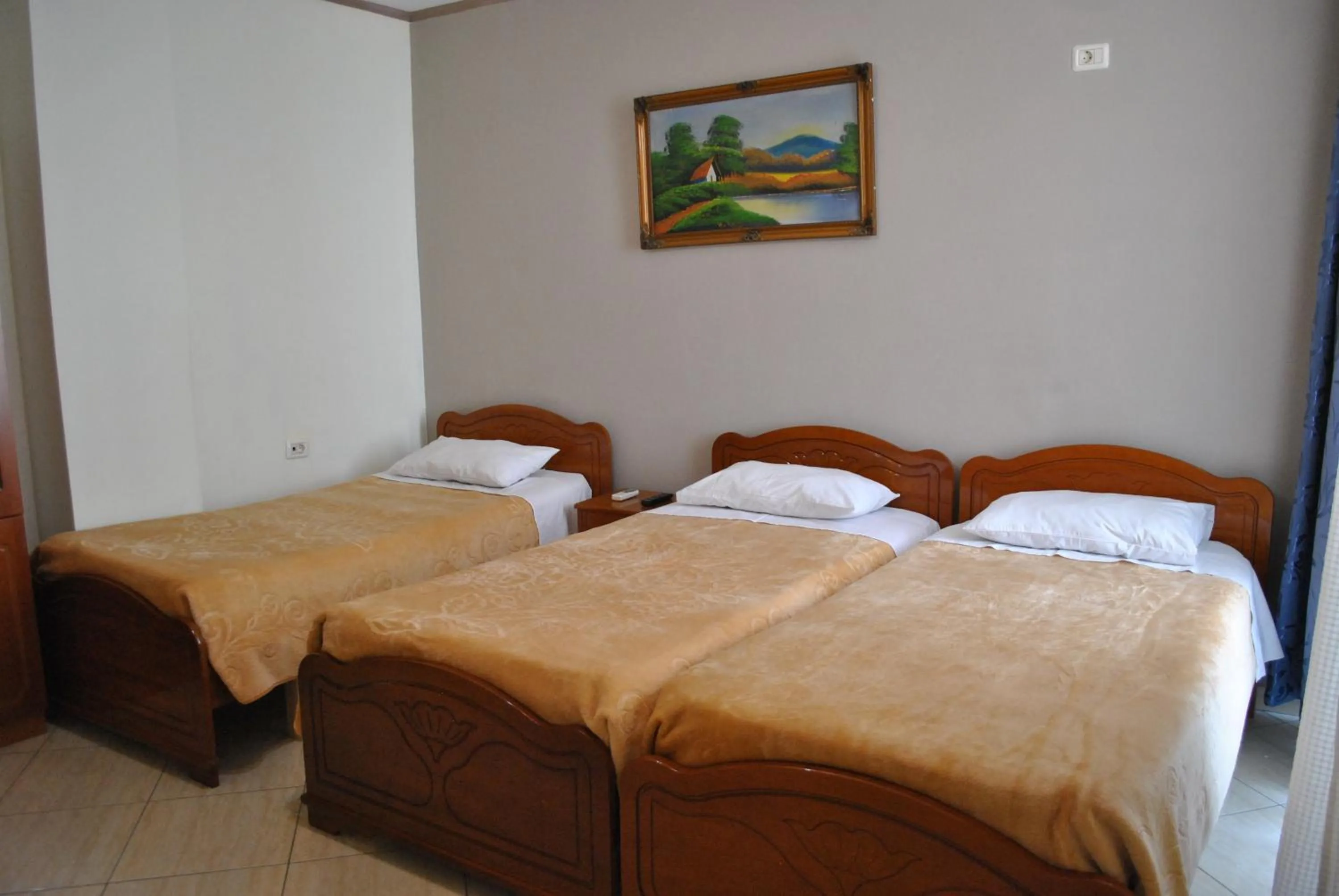 Triple Room with Balcony in Eden Hotel