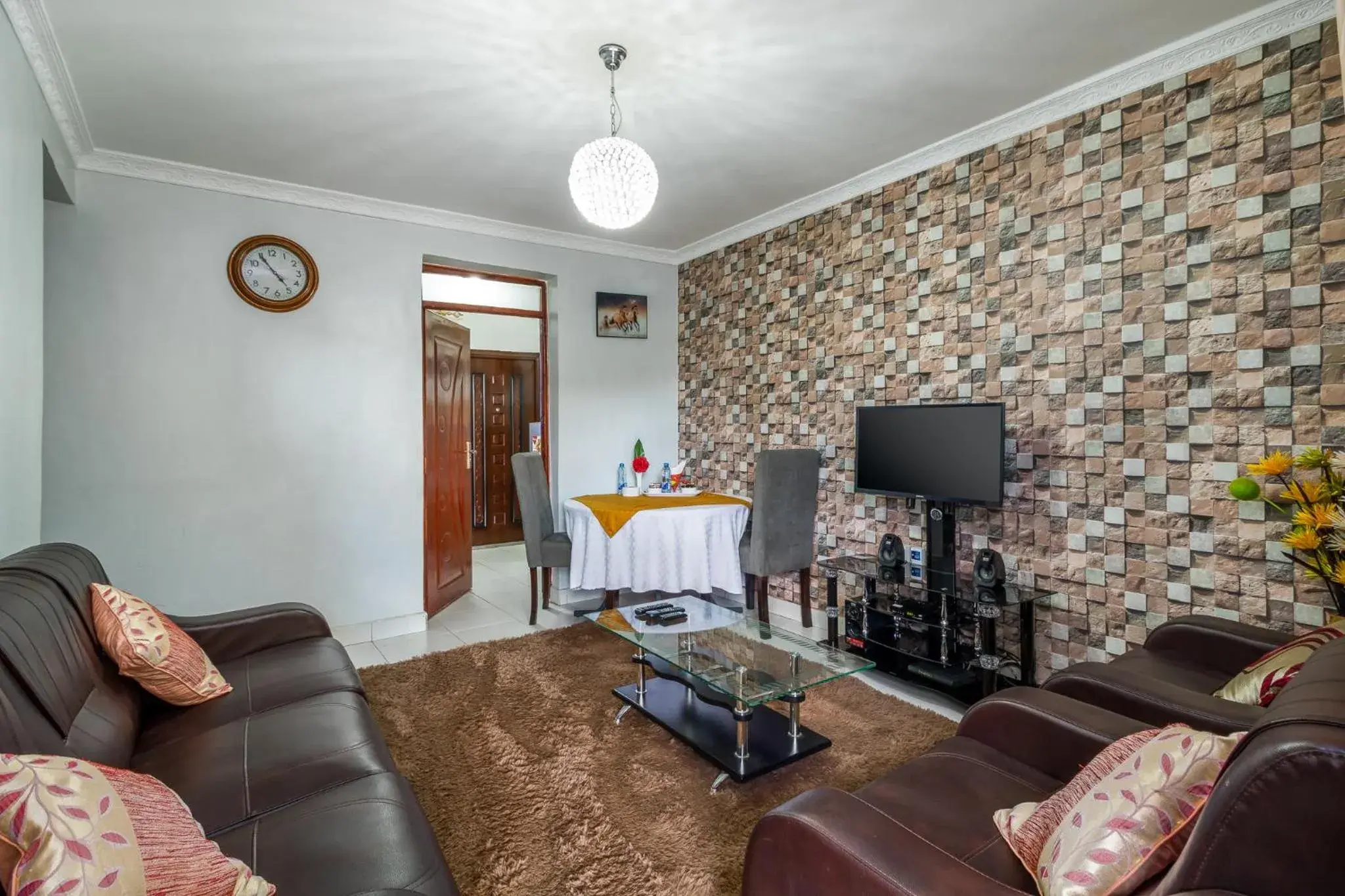 Living room in Javilla Eagles Safari Guest house Living room in Javilla Eagles Safari Guest house