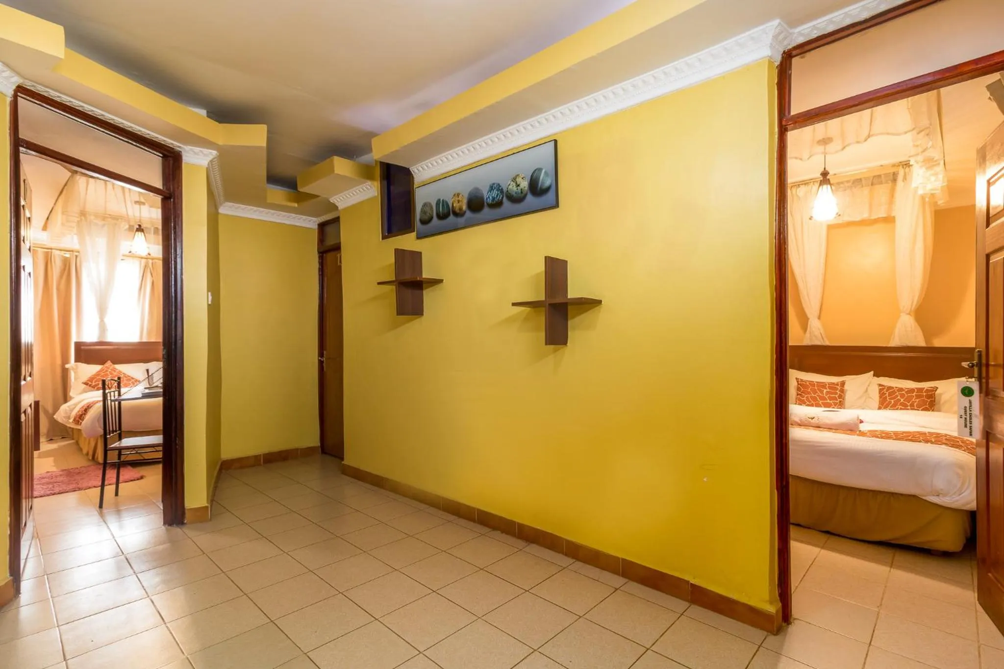 Facade/entrance, Bed in Javilla Eagles Safari Guest house