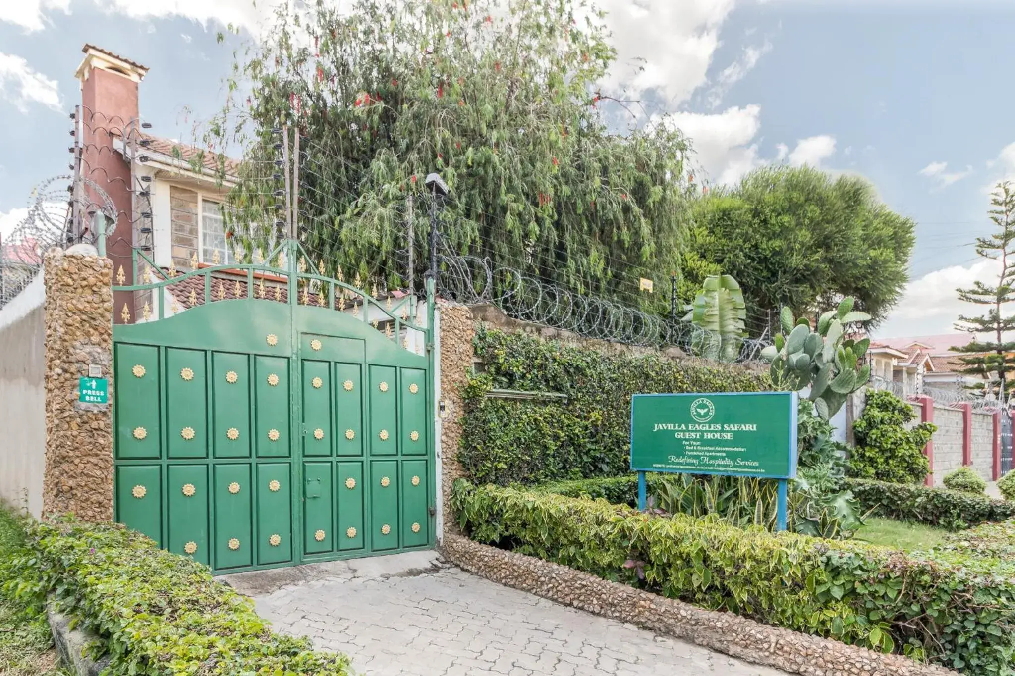 Property building in Javilla Eagles Safari Guest house Property building in Javilla Eagles Safari Guest house