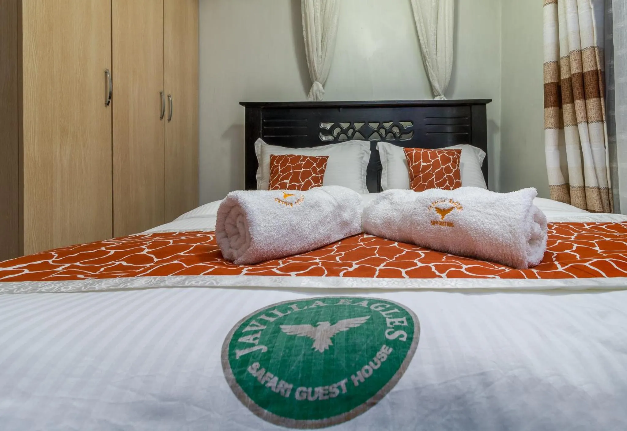 Bed in Javilla Eagles Safari Guest house