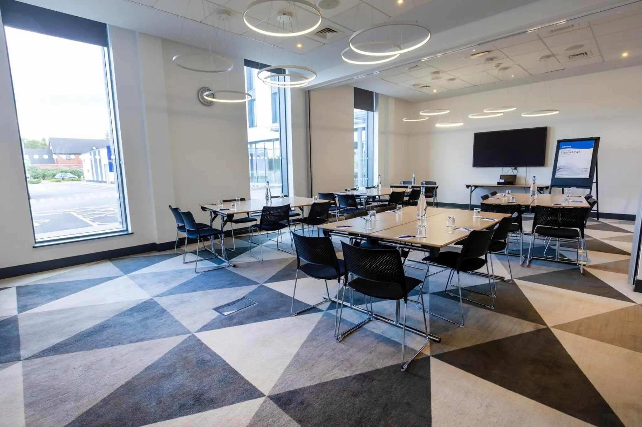 Meeting/conference room in Holiday Inn Express - Manchester - TRAFFORDCITY by IHG
