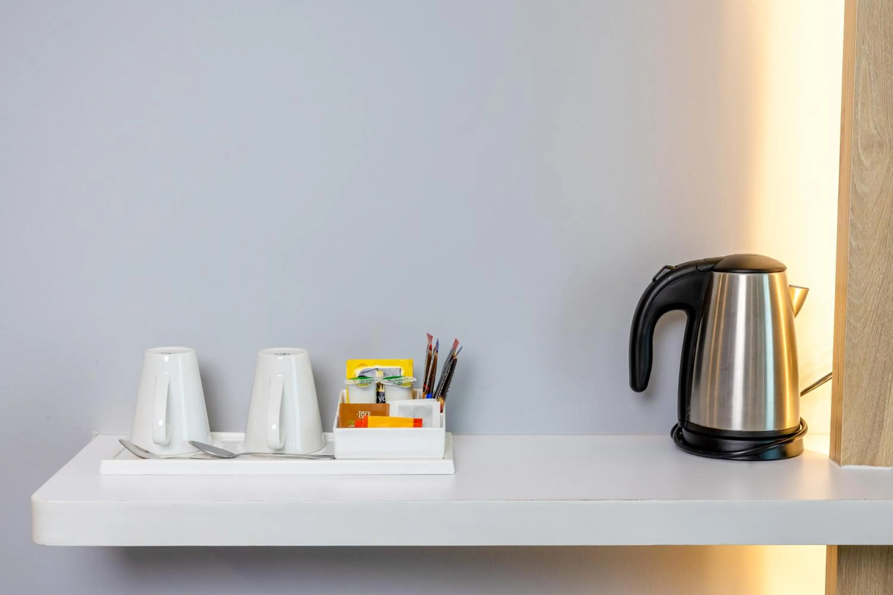 Coffee/tea facilities in Holiday Inn Express - Manchester - TRAFFORDCITY by IHG
