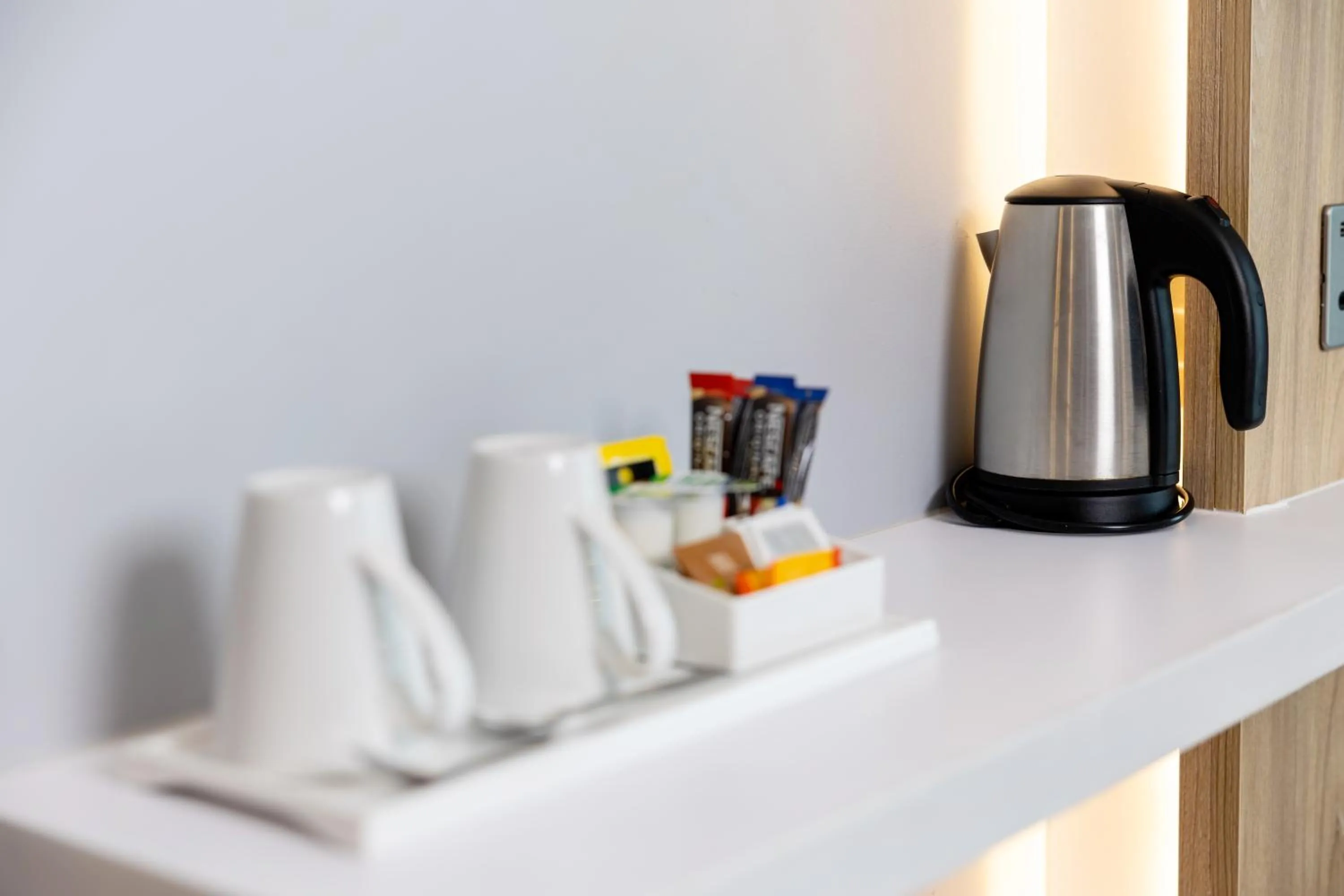 Coffee/tea facilities in Holiday Inn Express - Manchester - TRAFFORDCITY by IHG