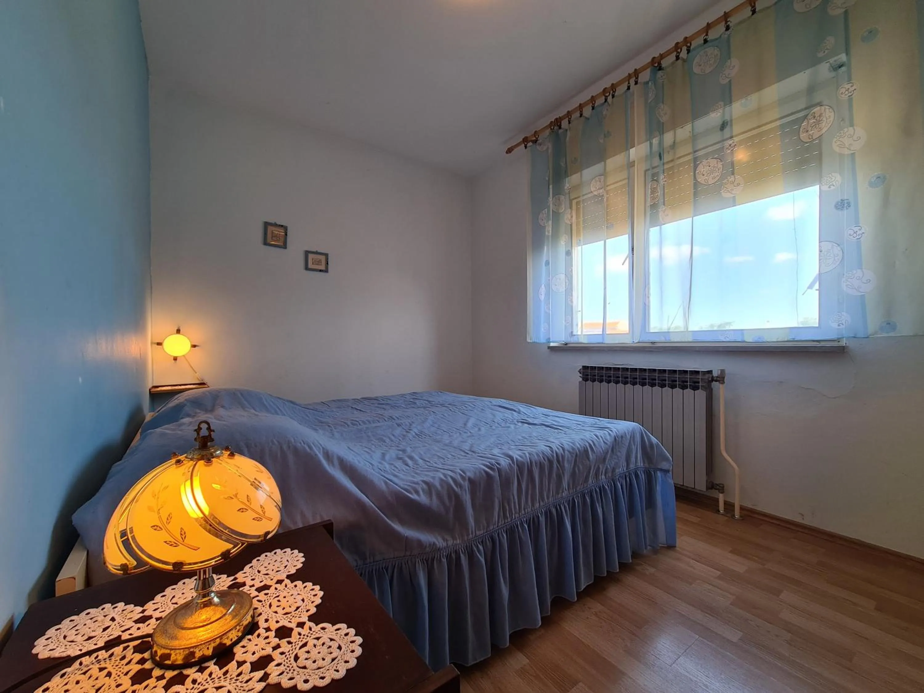 Bed in Apartments Fazanska 930
