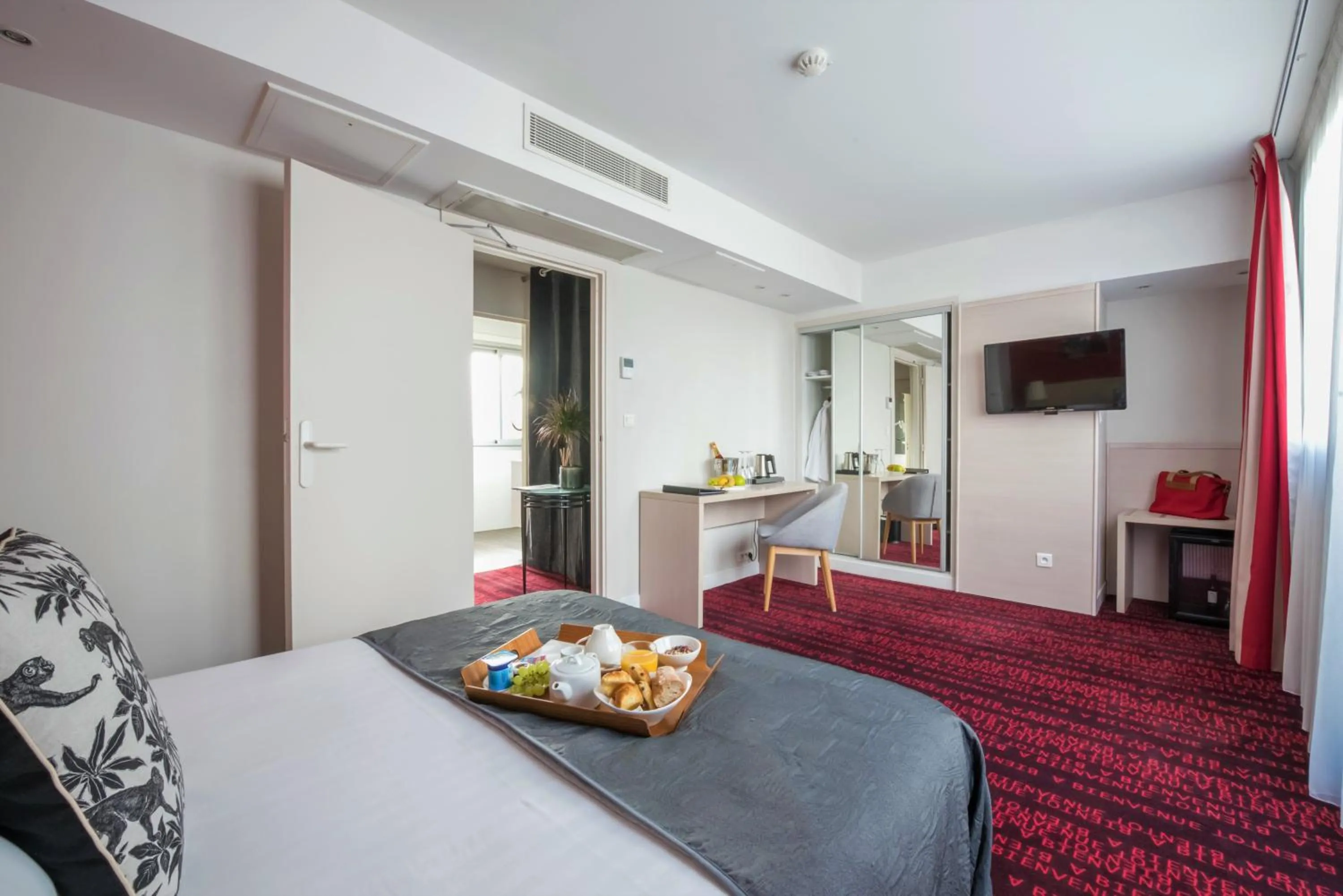 Bedroom, Bed in Hotel Le Richemont