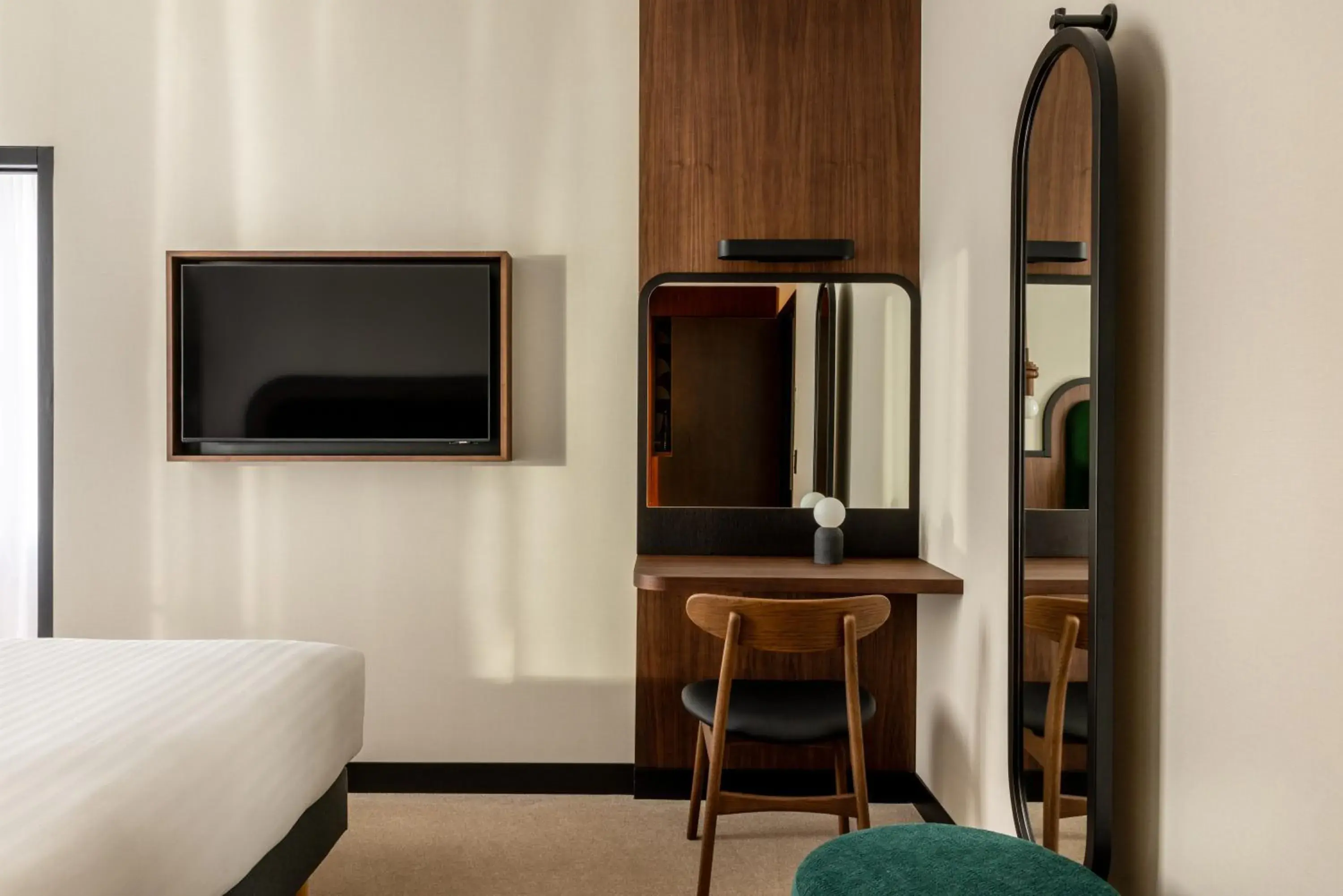 Bedroom, Bed in Hotel Le Richemont Bedroom, Bed in Hotel Le Richemont