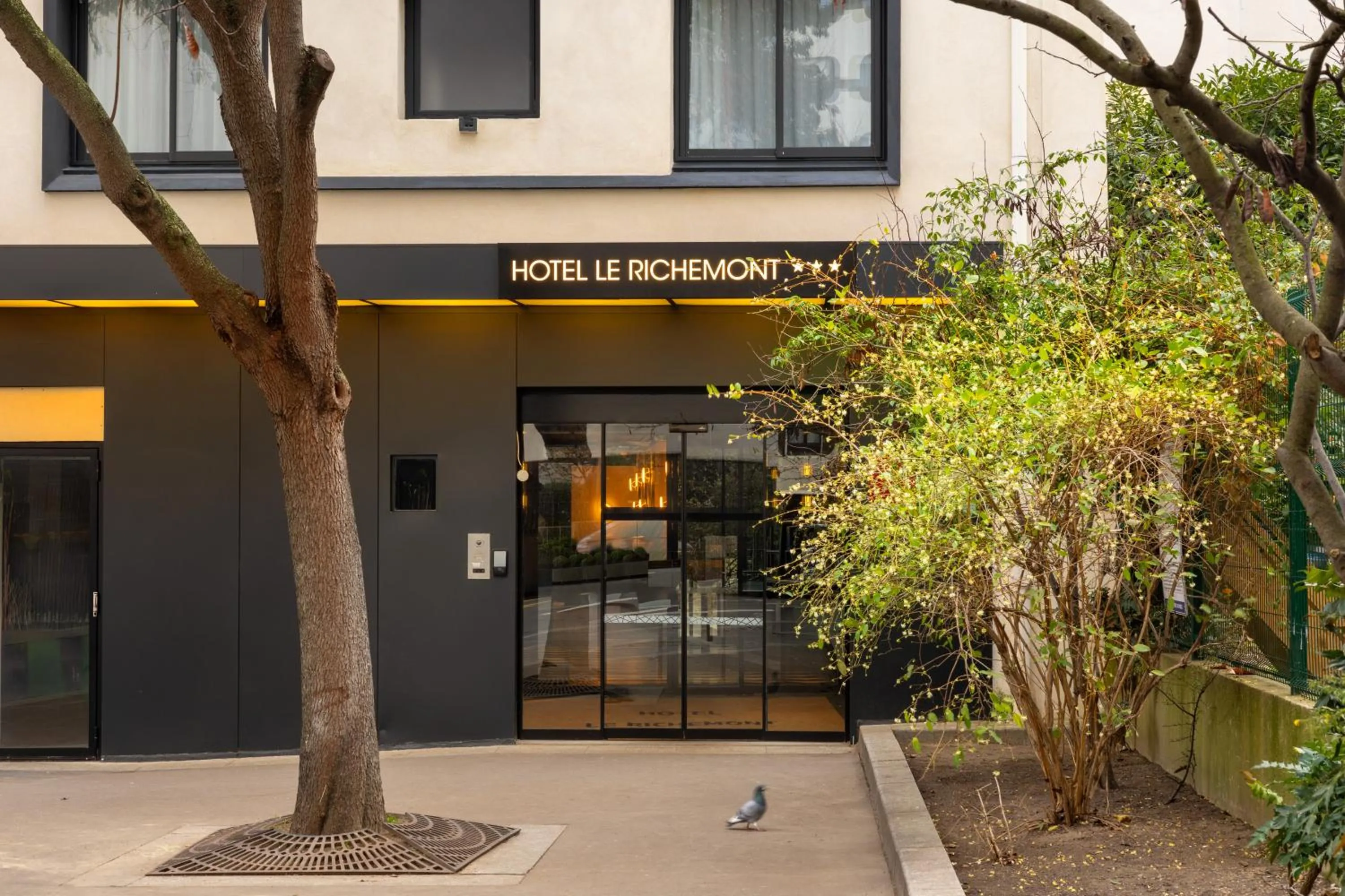 Facade/entrance in Hotel Le Richemont