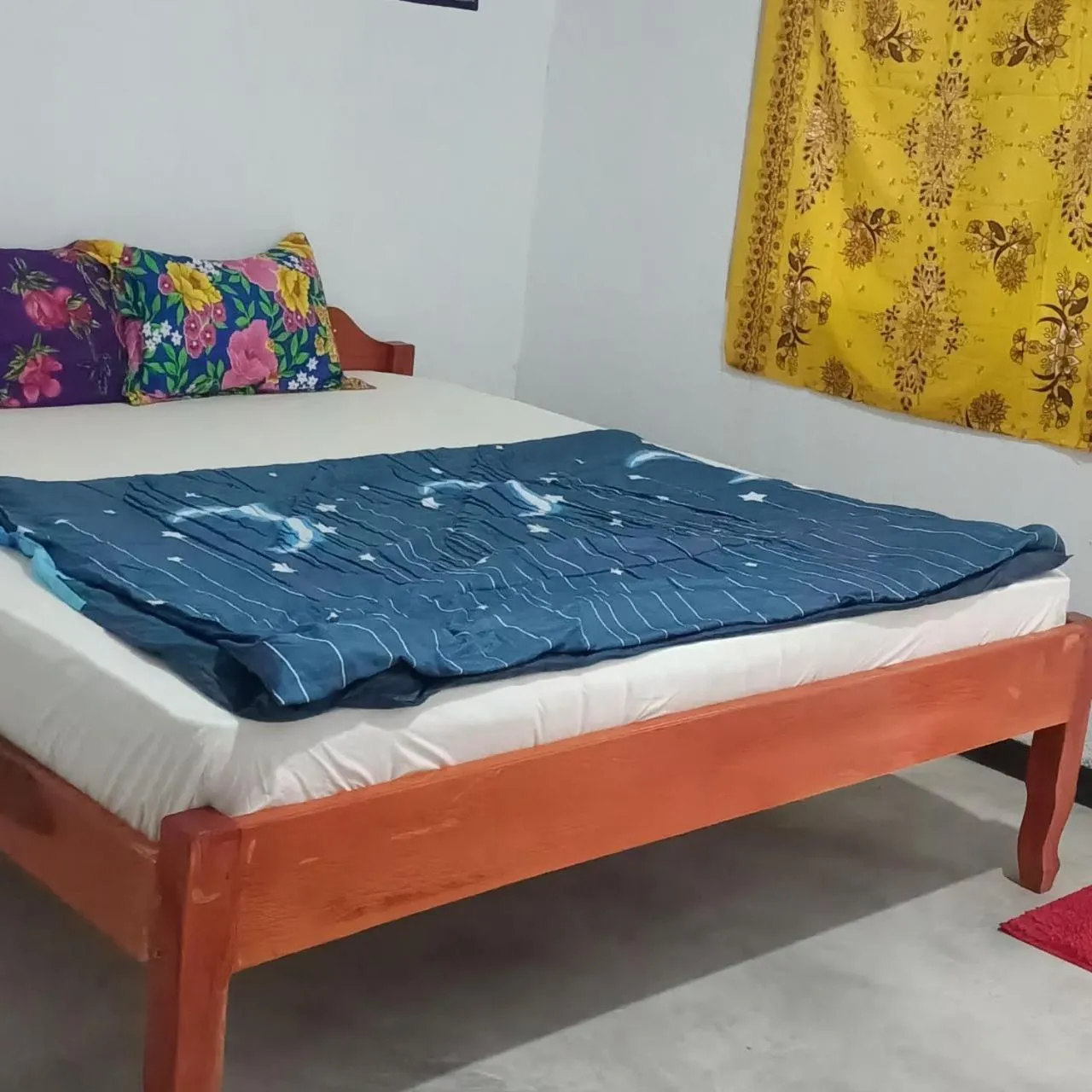 Bed in Phonluer Angkor Homestay SiemReap - Local Vibe