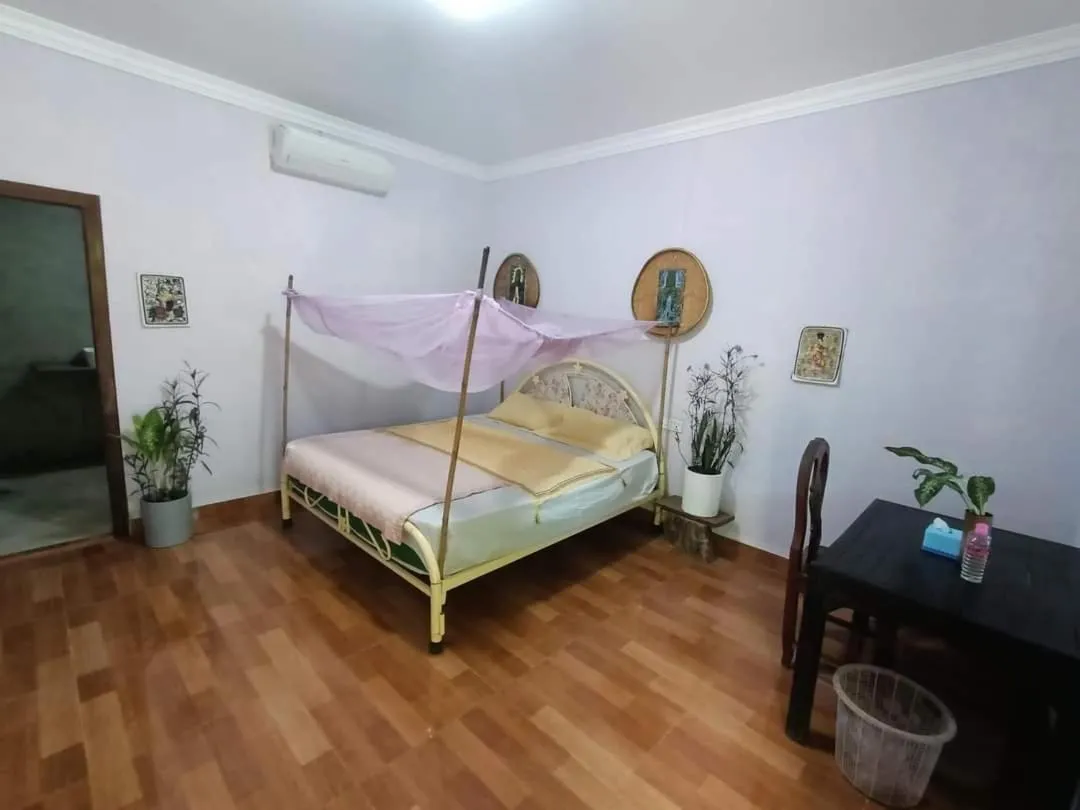 Bed in Phonluer Angkor Homestay SiemReap - Local Vibe