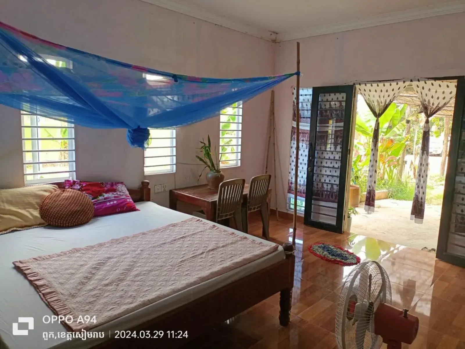 Deluxe Double Room in Phonluer Angkor Homestay SiemReap - Local Vibe Deluxe Double Room in Phonluer Angkor Homestay SiemReap - Local Vibe