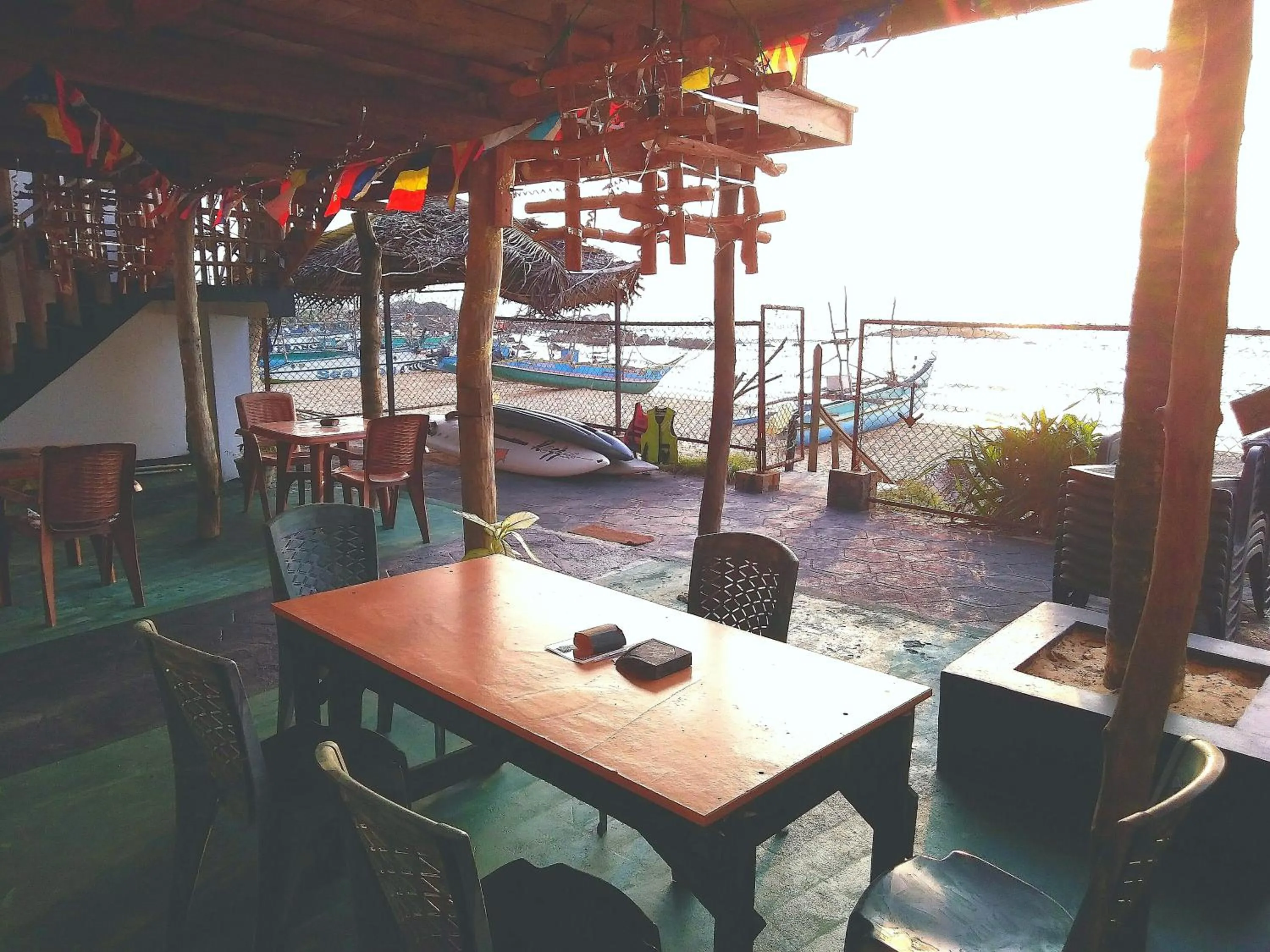 Restaurant/places to eat in Villa crocodile beach