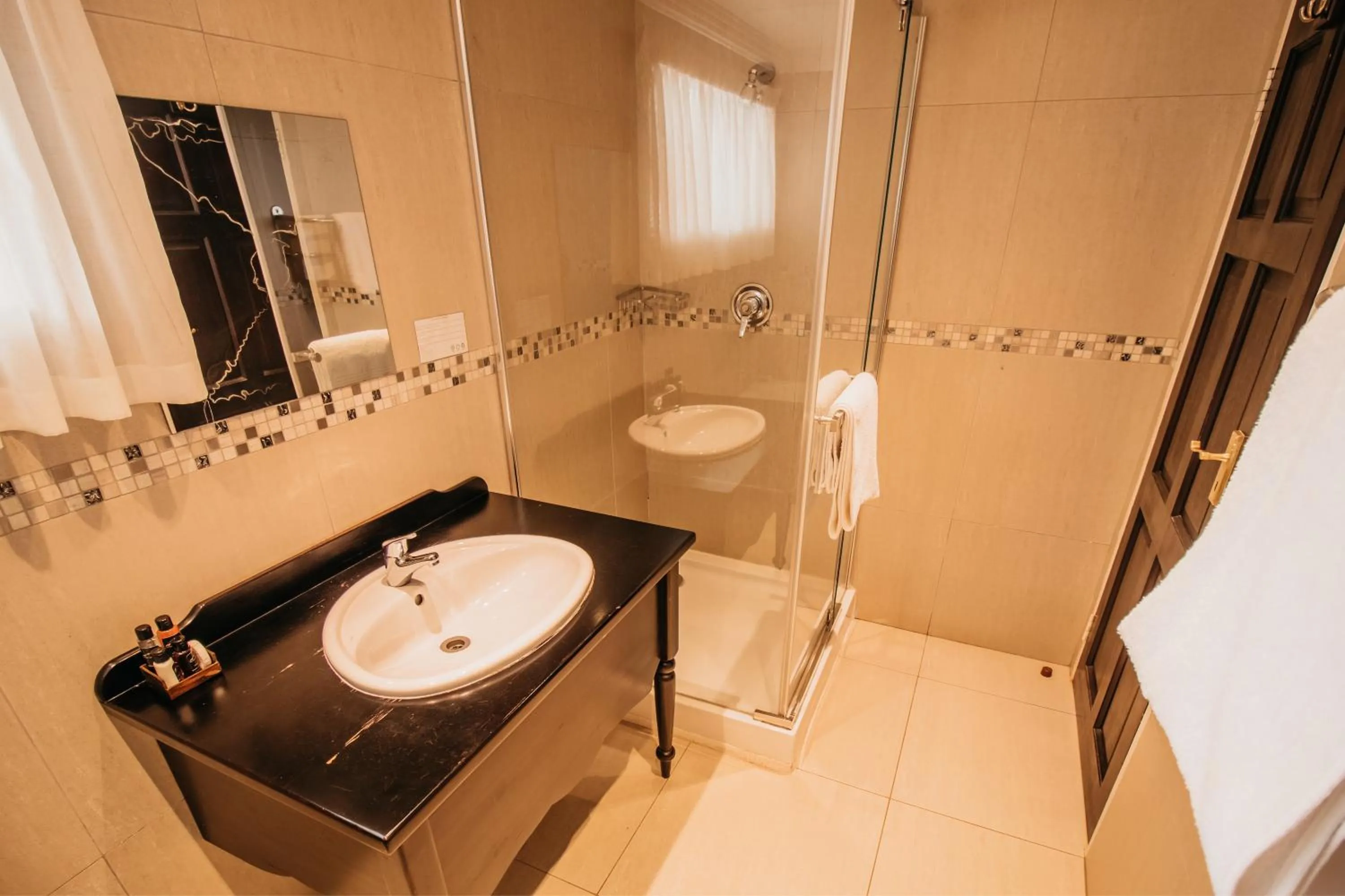 Shower in Mount Sheba Rainforest Hotel - Mountain Spring Water