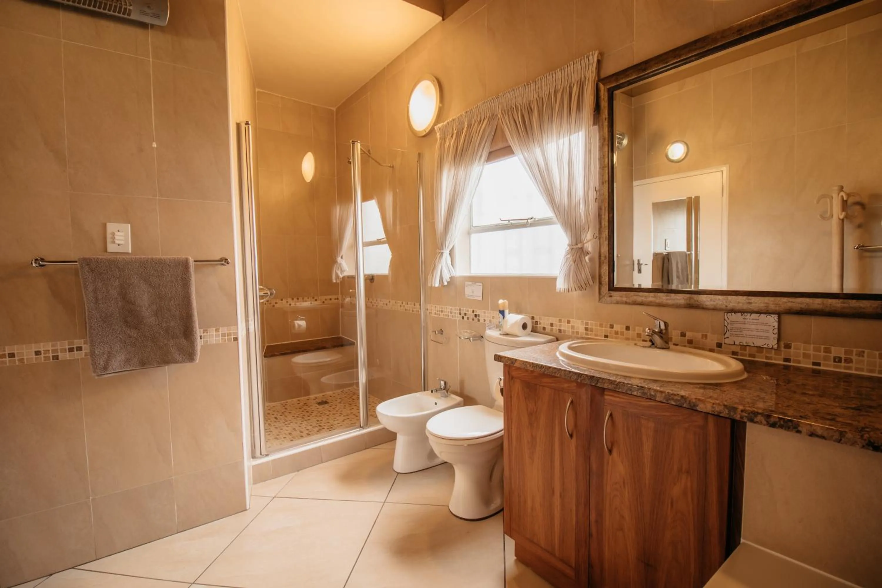 Shower in Mount Sheba Rainforest Hotel - Mountain Spring Water