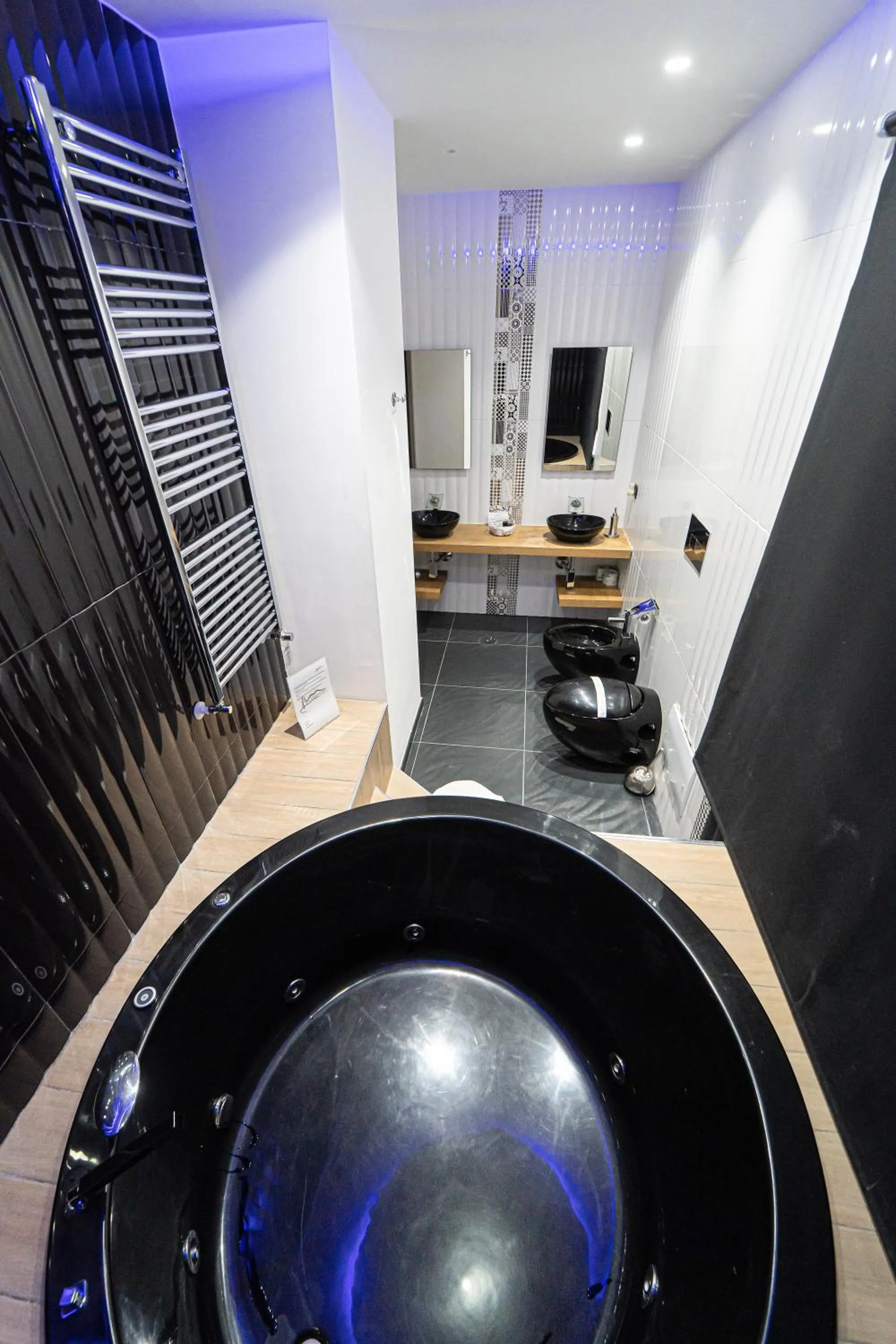 Hot Tub in Al Campanile H Napoli Centro, by ClaPa Group Dislocated Hospitality