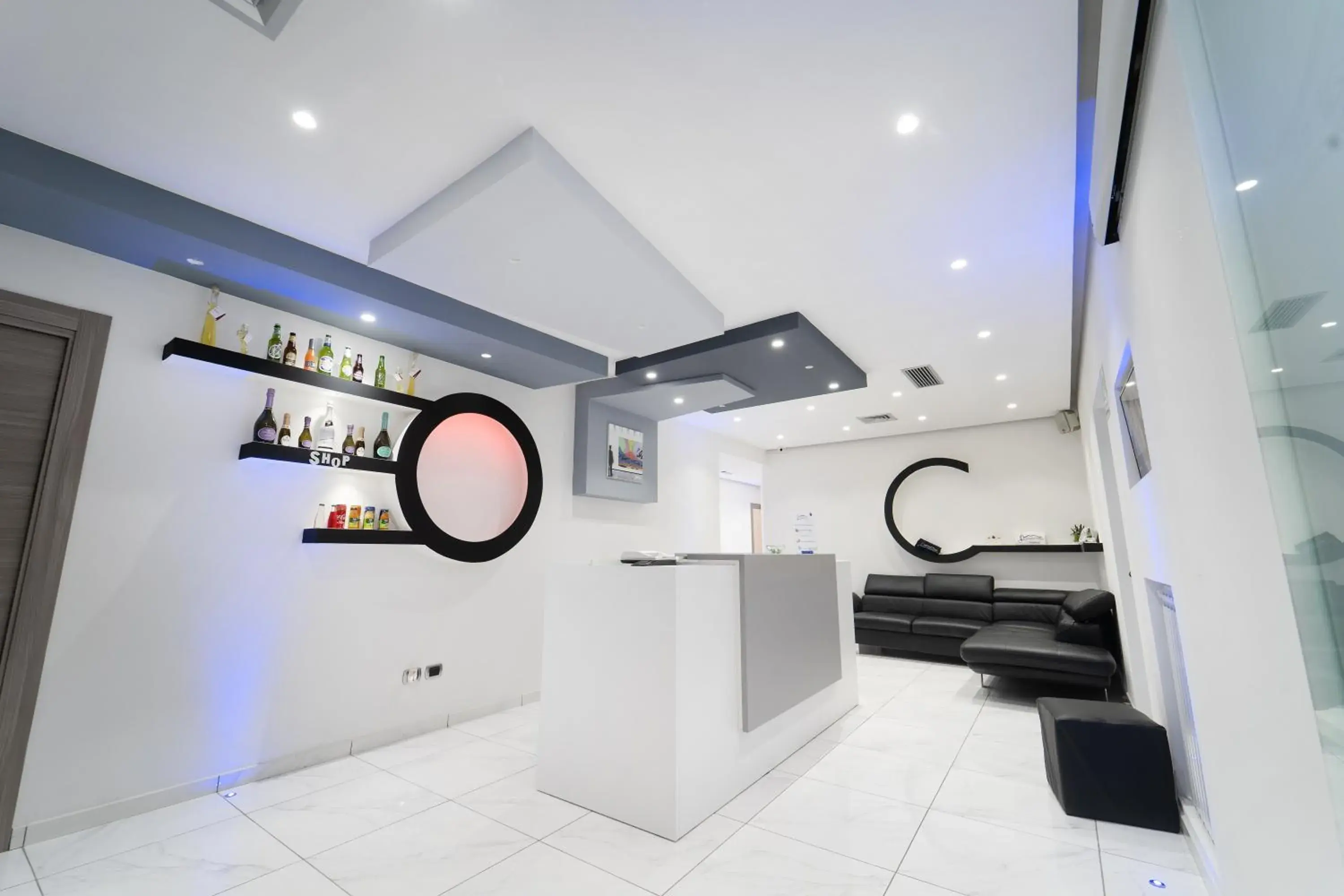 Lobby or reception in Al Campanile H Napoli Centro, by ClaPa Group Dislocated Hospitality Lobby or reception in Al Campanile H Napoli Centro, by ClaPa Group Dislocated Hospitality