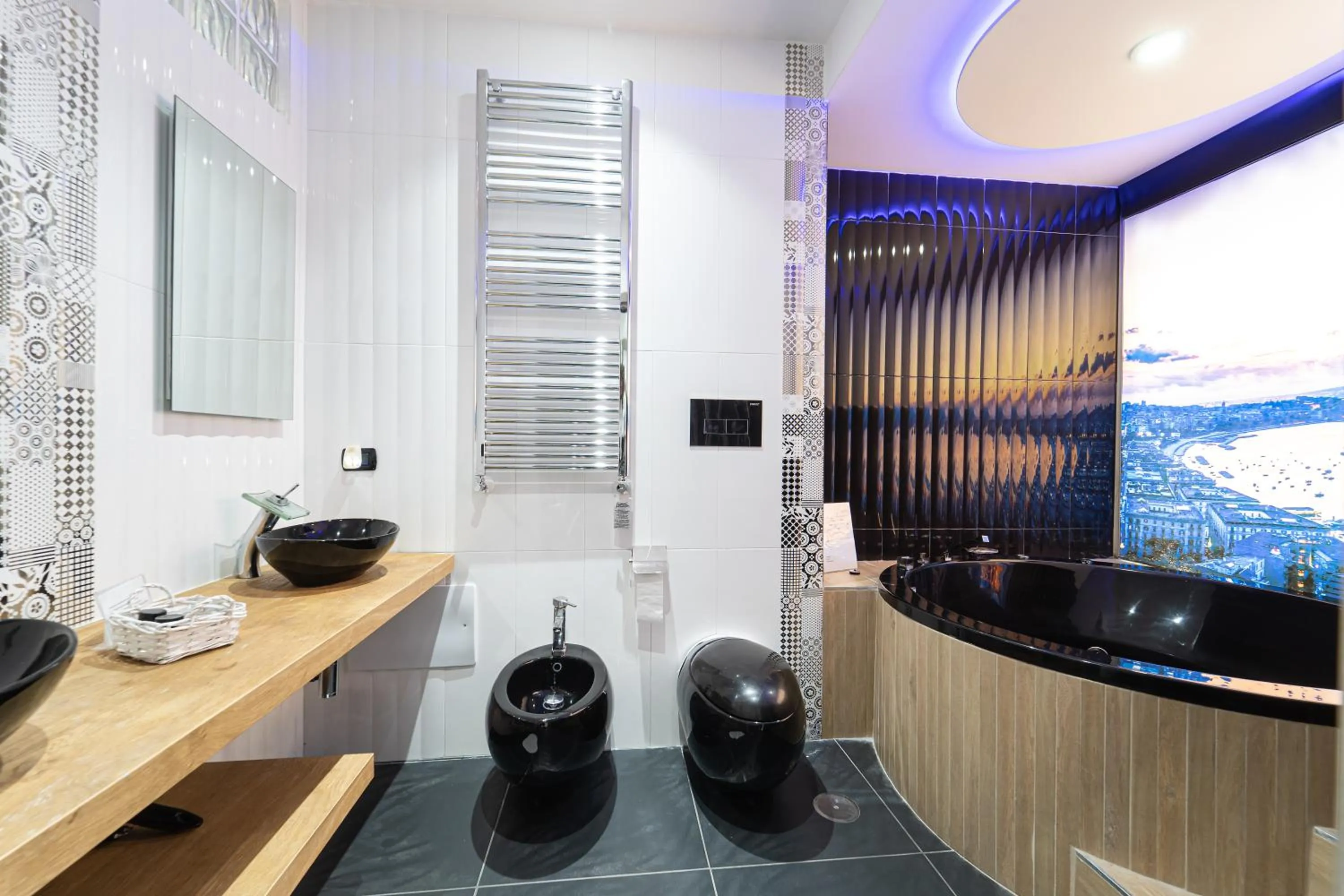 Hot Tub in Al Campanile H Napoli Centro, by ClaPa Group Dislocated Hospitality