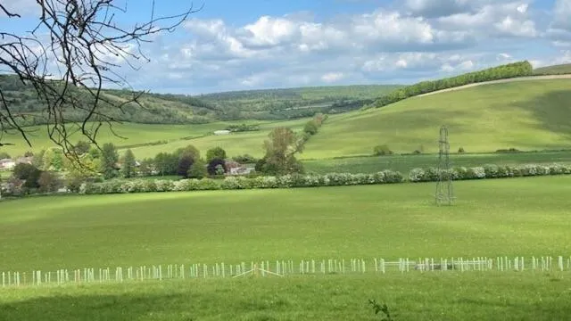 Neighbourhood in 5 Charlton Mill Way B&B