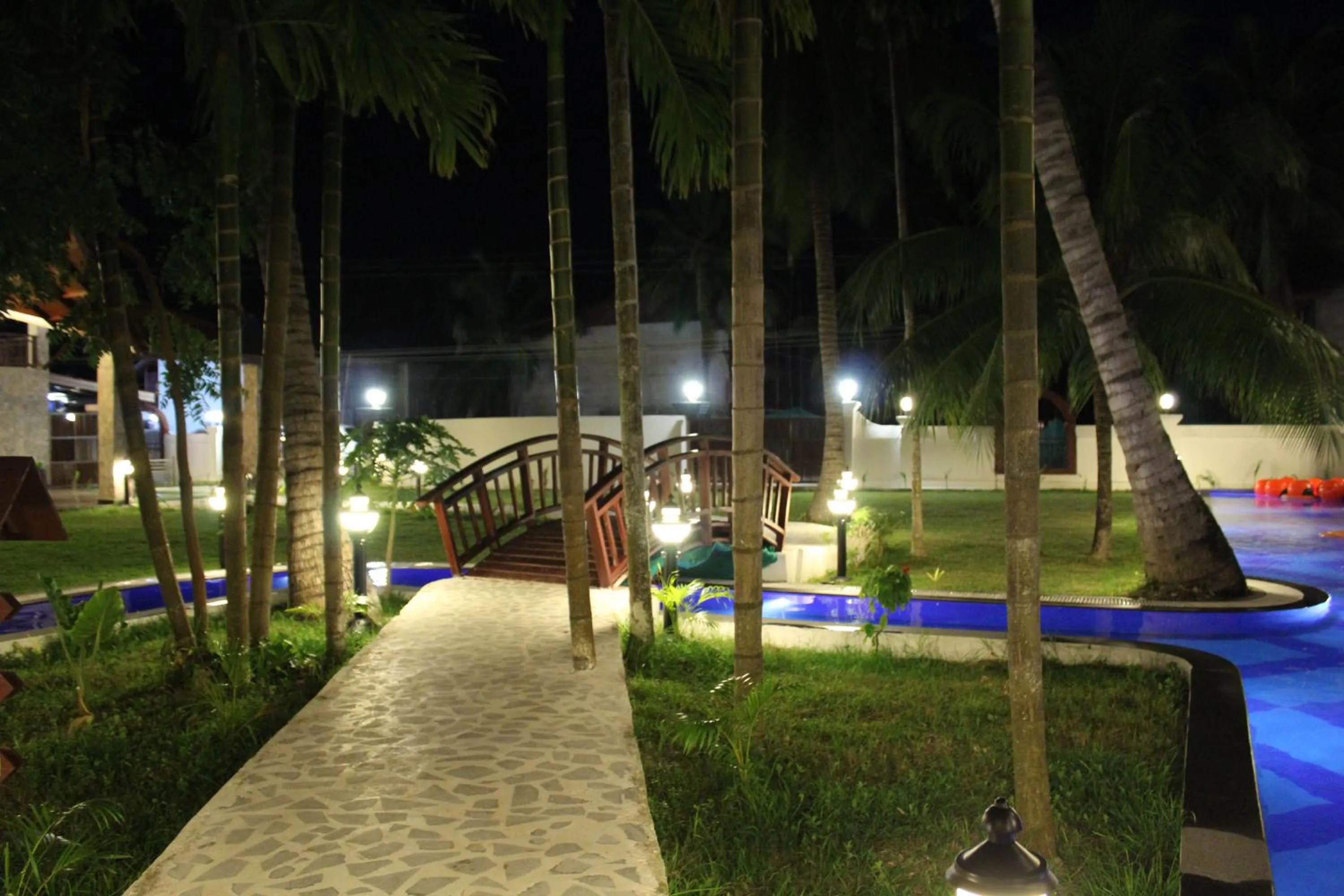 Property building in Symphony Summer Sands Beach Resort And Spa