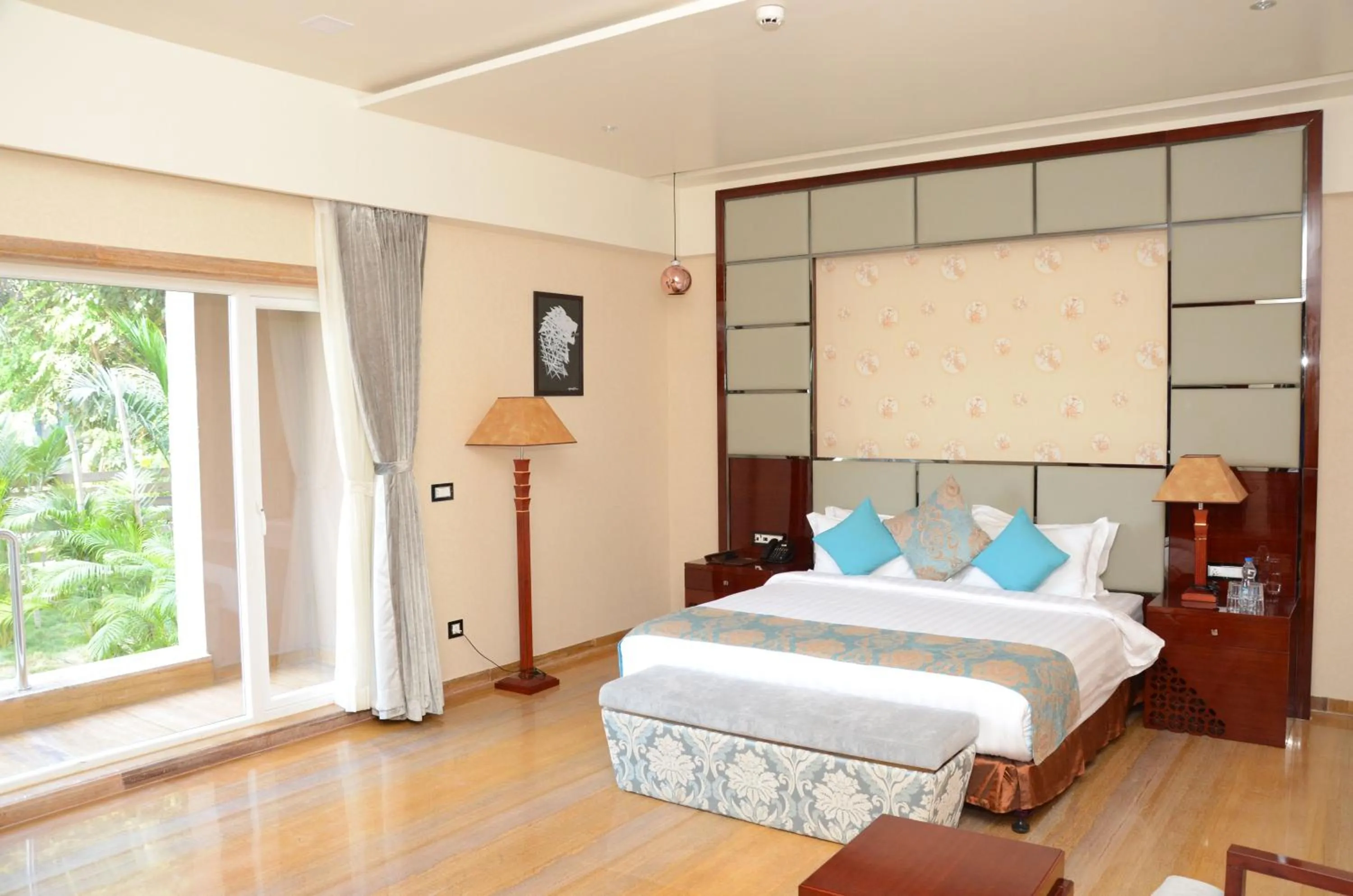 Photo of the whole room in 7 Seasons resort & Spa