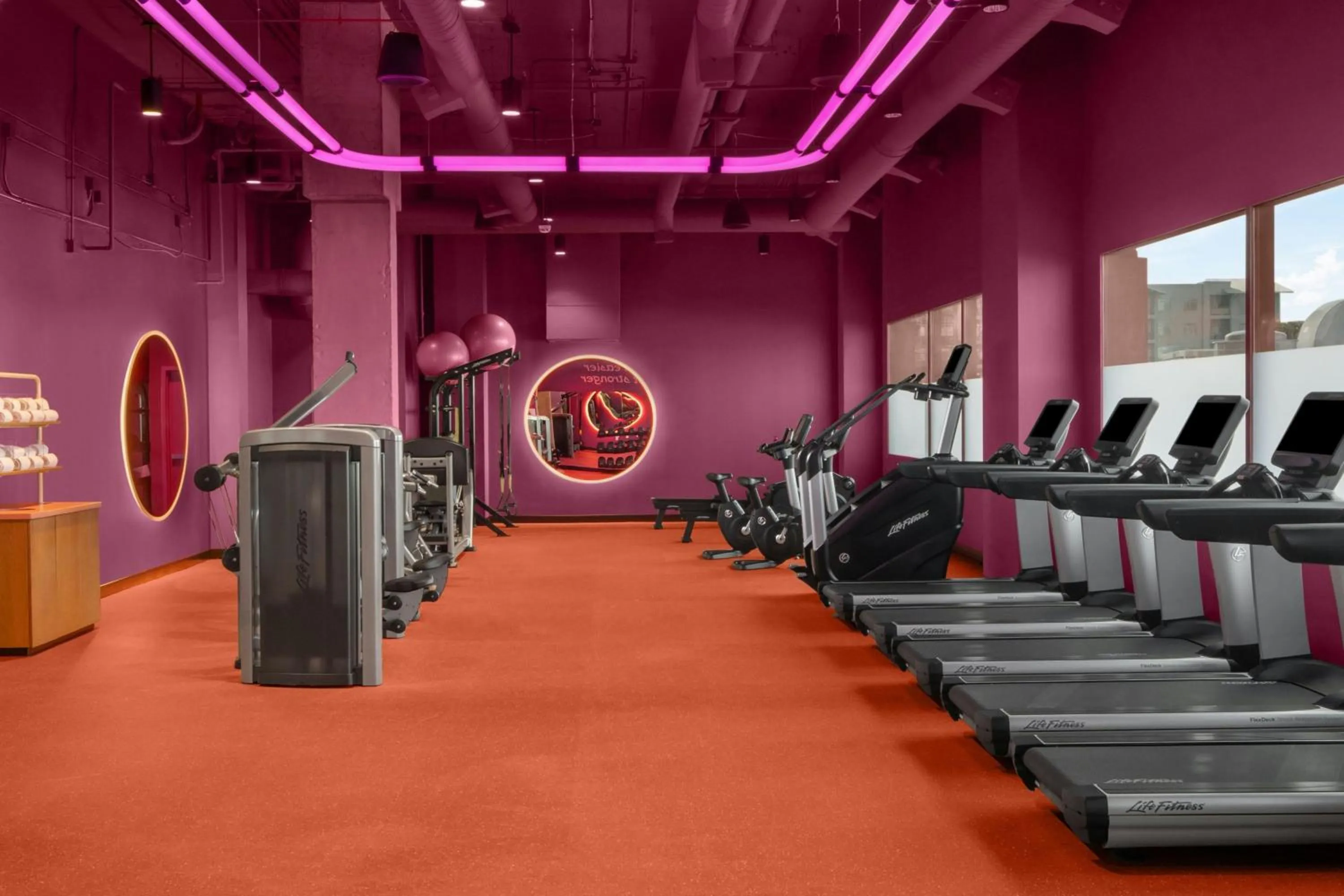 Fitness centre/facilities in Downright Austin, A Renaissance Hotel