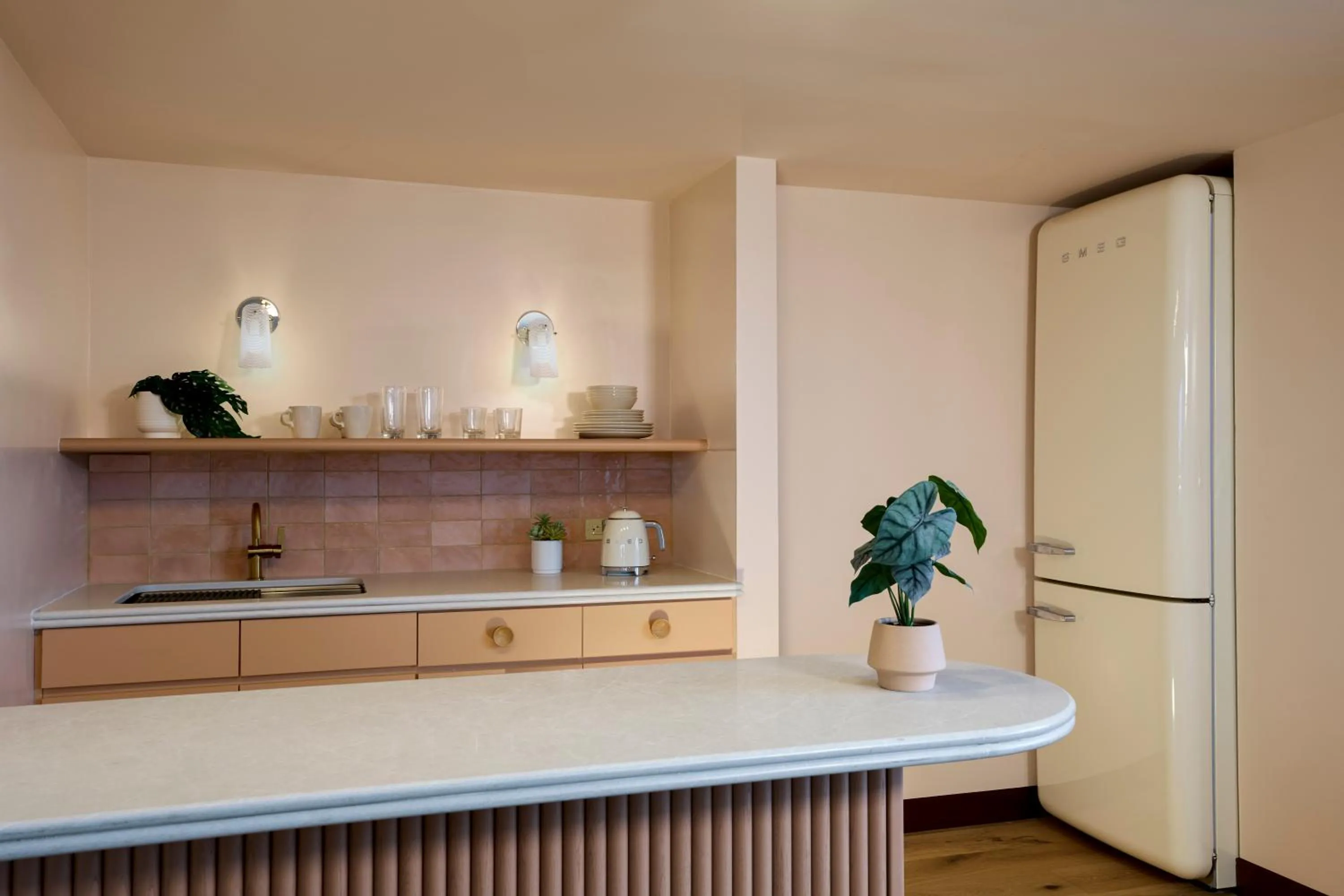 Kitchen or kitchenette in Downright Austin, A Renaissance Hotel