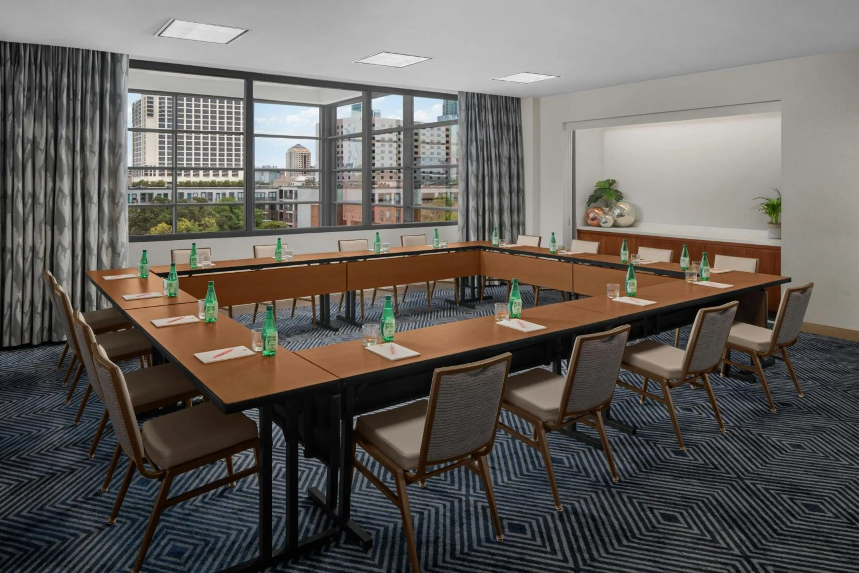 Meeting/conference room in Downright Austin, A Renaissance Hotel