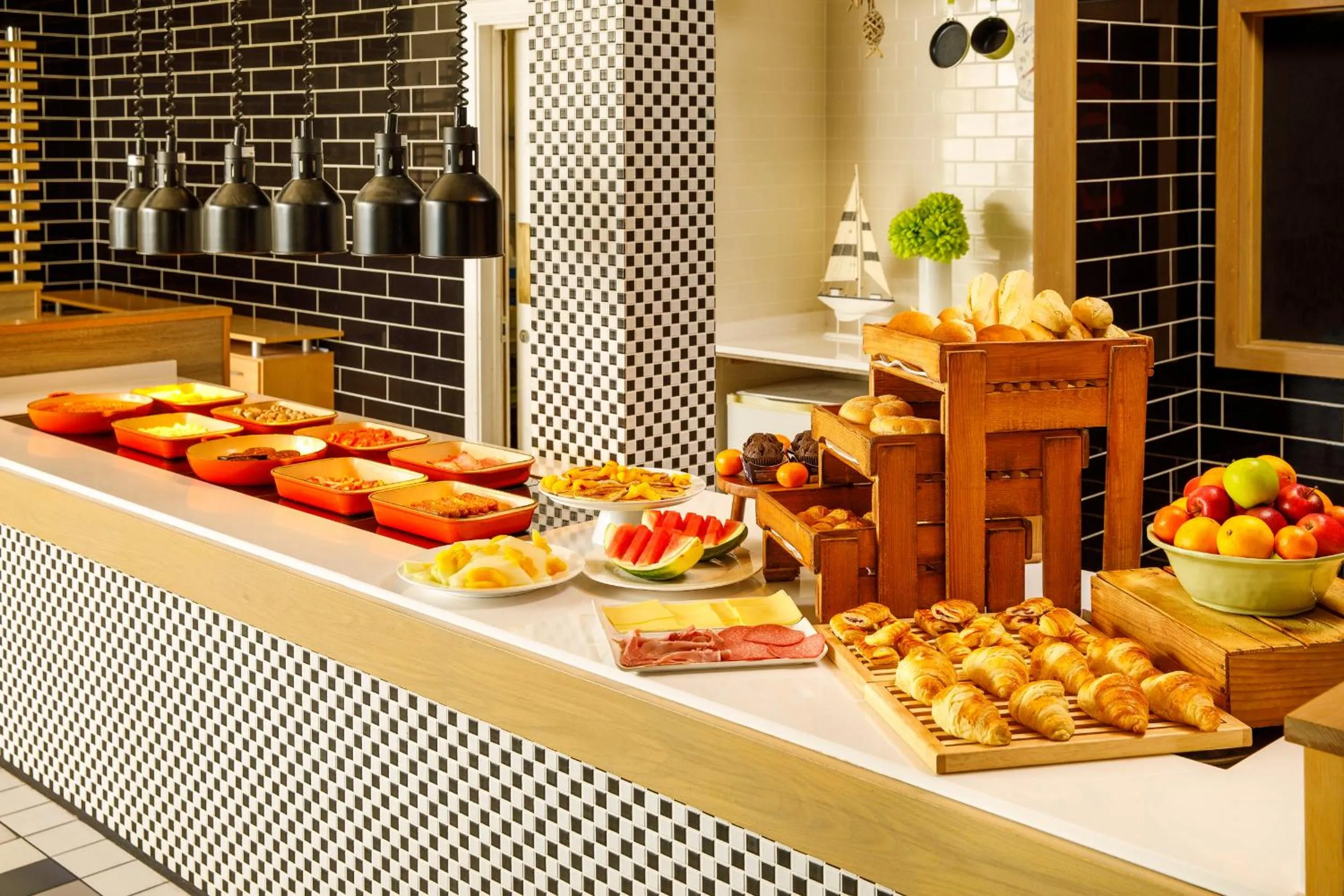 Breakfast in Holiday Inn Darlington - NORTH A1M, JCT.59 by IHG