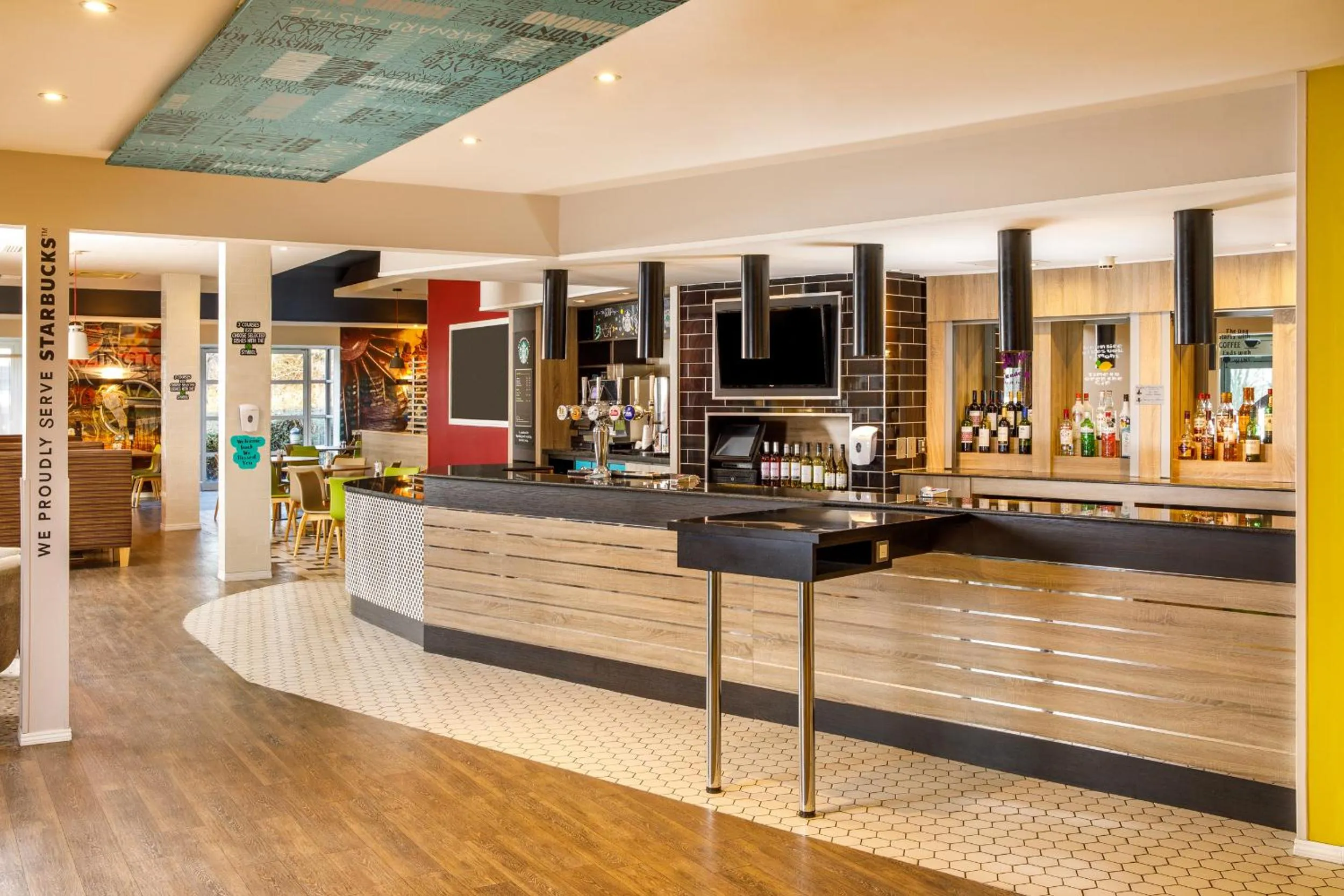 Lounge or bar in Holiday Inn Darlington - NORTH A1M, JCT.59 by IHG