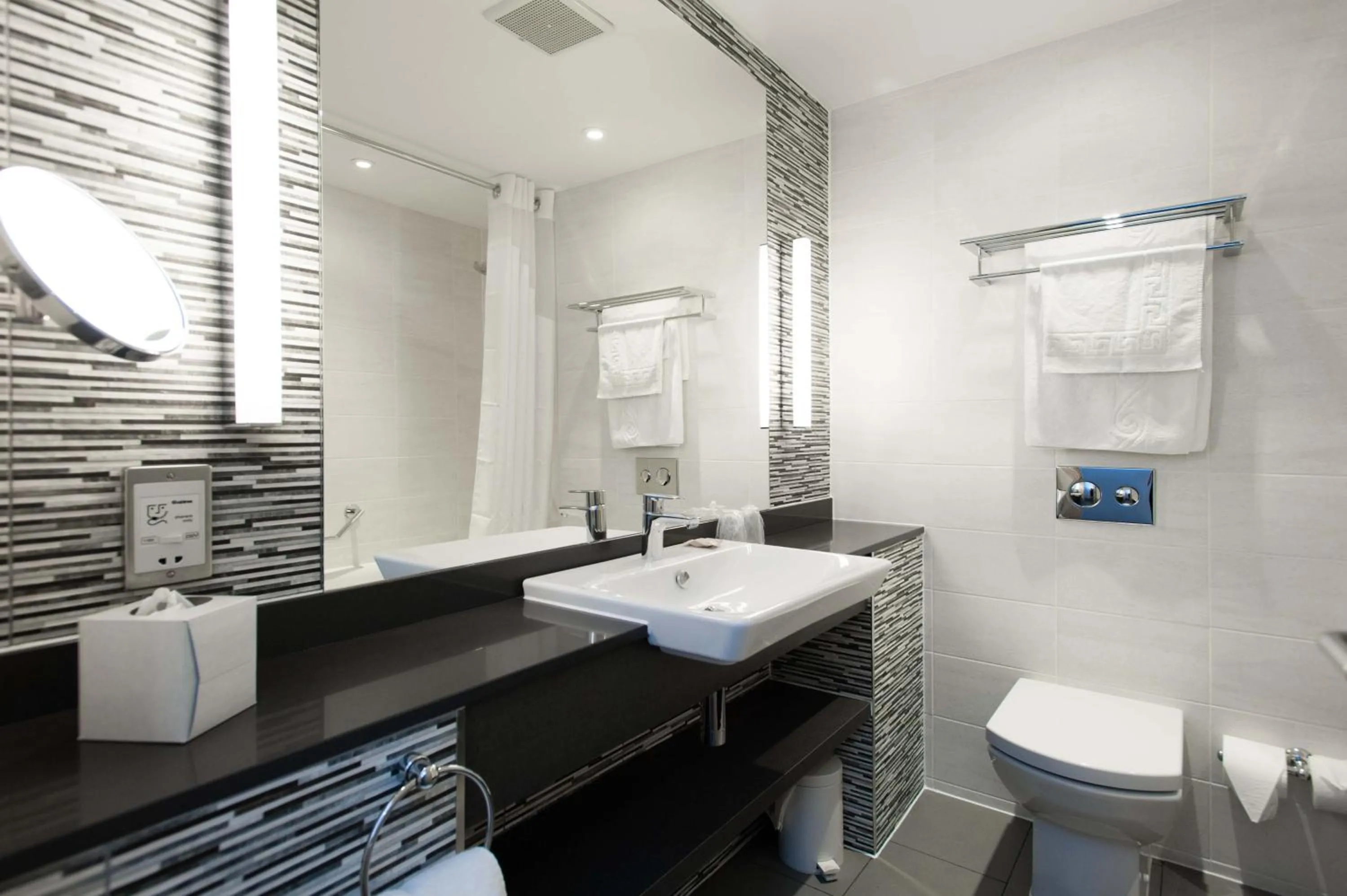 Photo of the whole room in Holiday Inn Darlington - NORTH A1M, JCT.59 by IHG