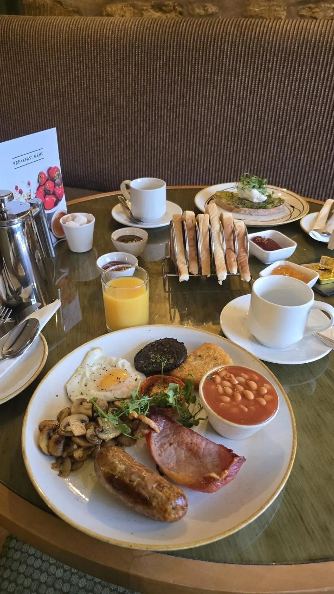 Food in Banbury Wroxton House Hotel