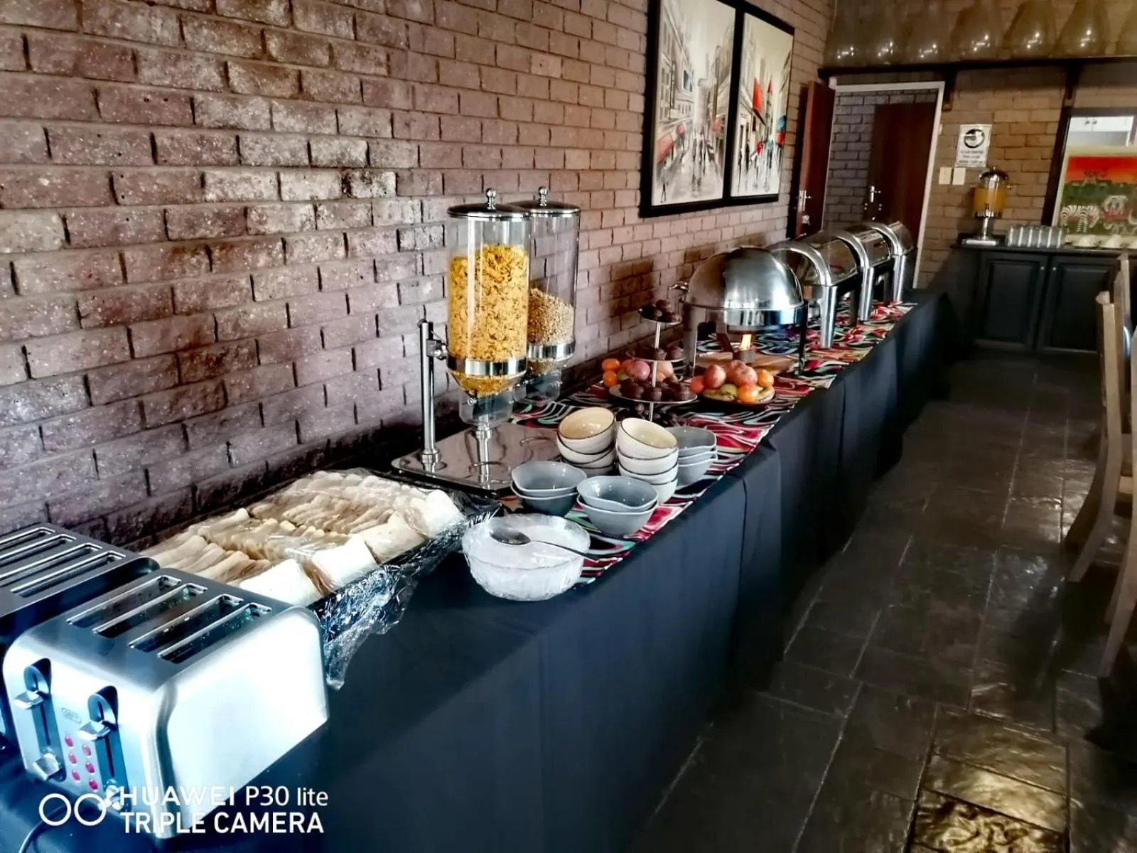 Food and drinks in Willow Banks Lodge