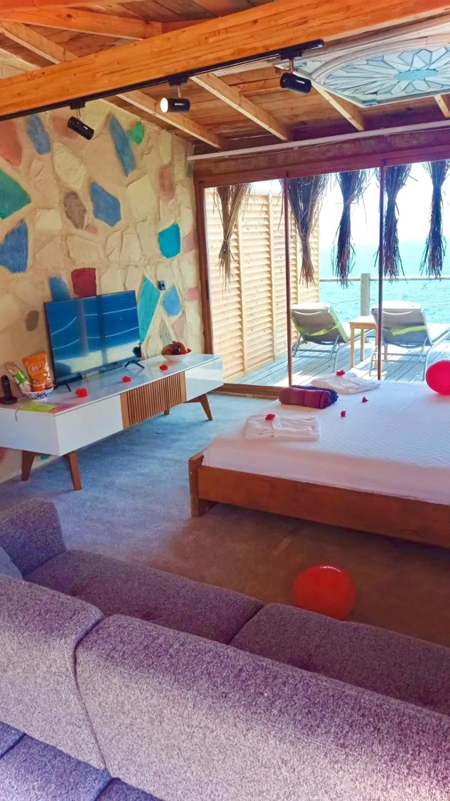 Bedroom, Bed in Mandalina Suites