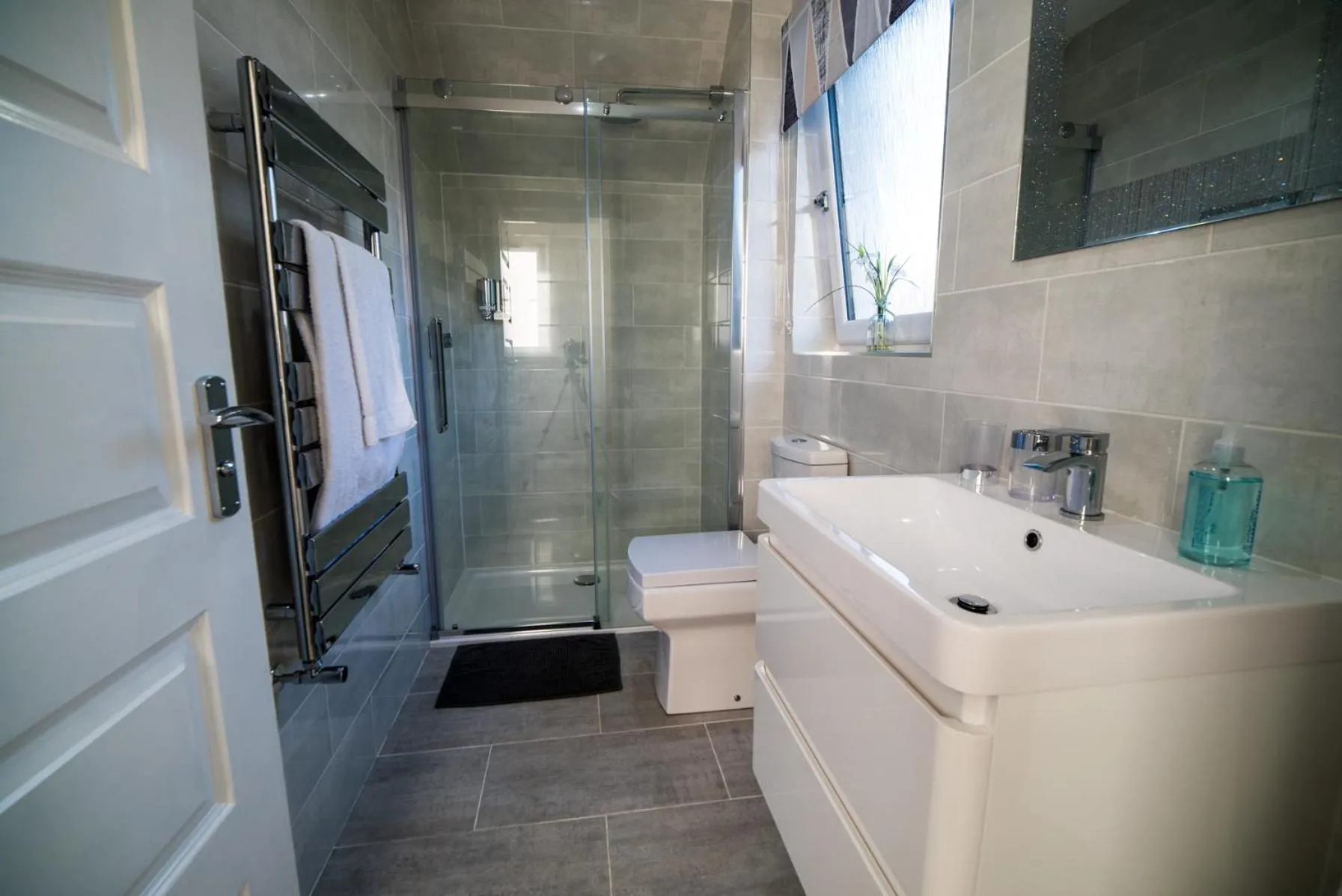 Shower in Alma Villa