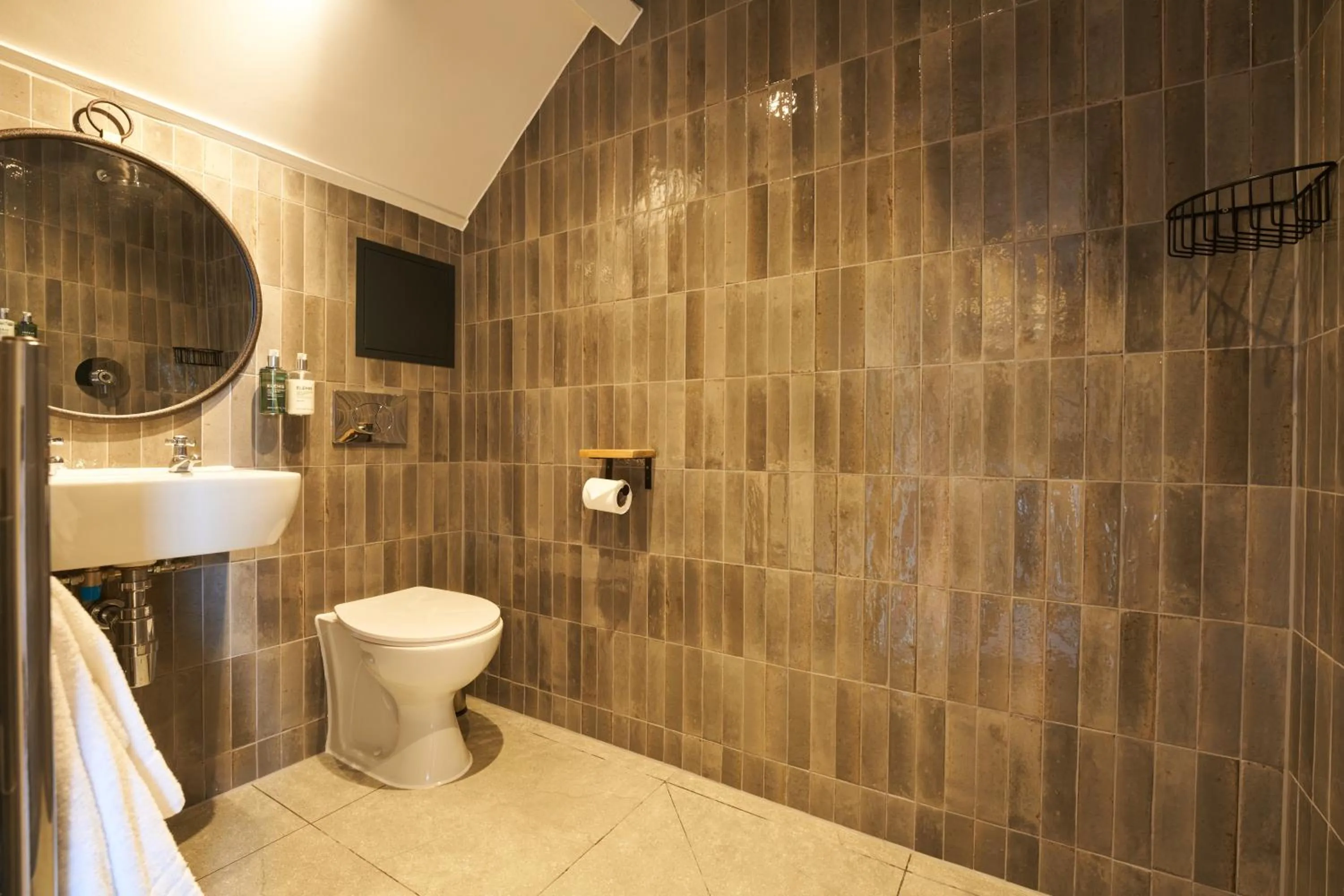 Bathroom in Mill on the Exe