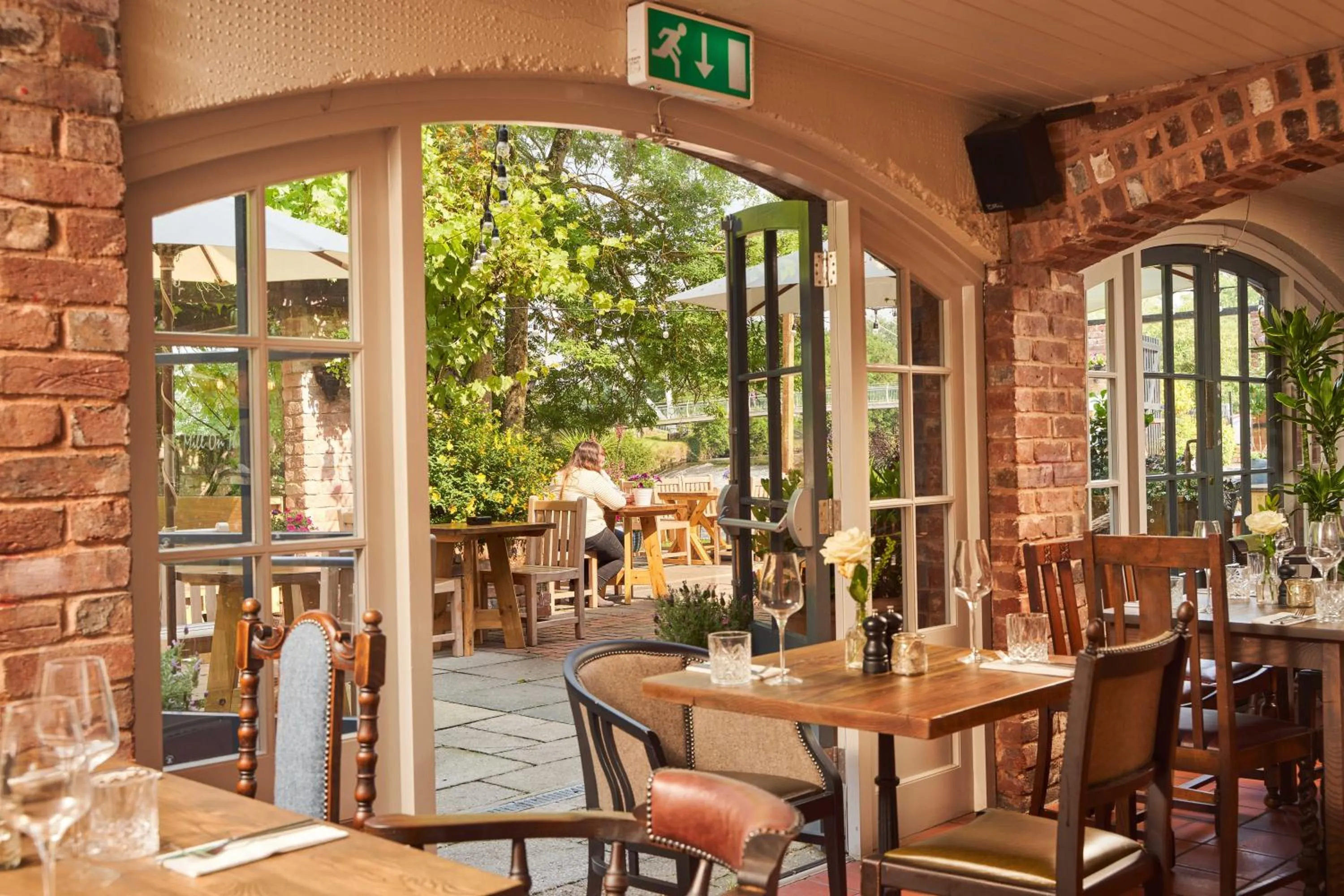 Restaurant/places to eat in Mill on the Exe