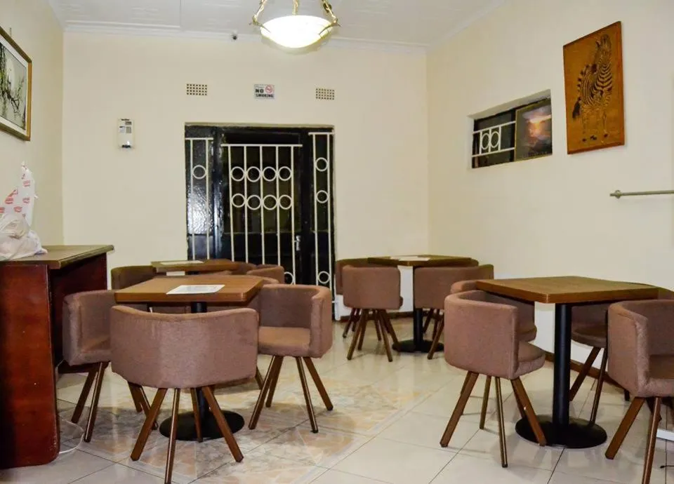 Breakfast in Rugems Executive Lodge