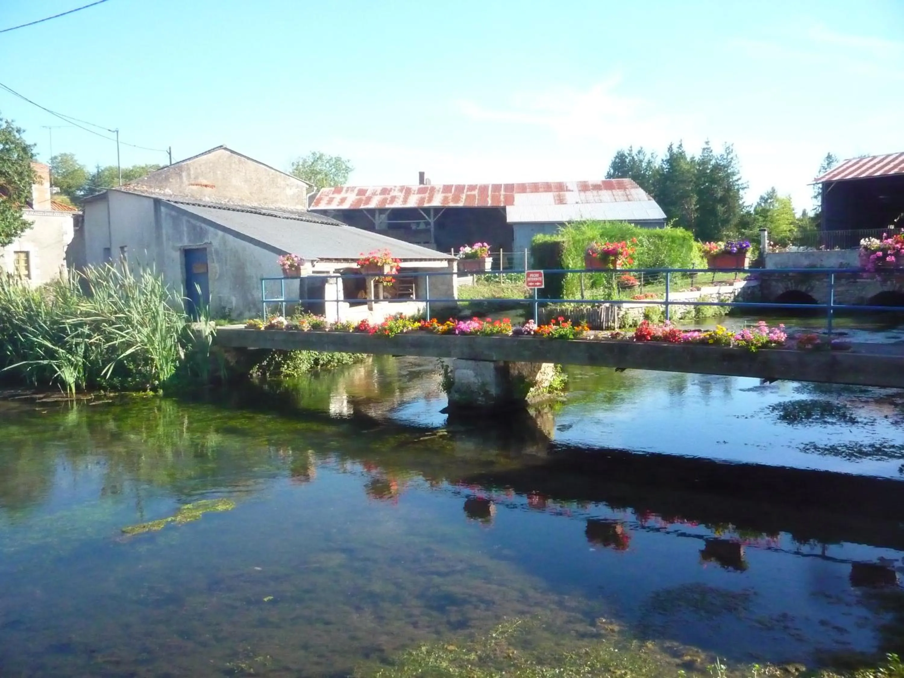 Other in Aux Caprices des Dieux