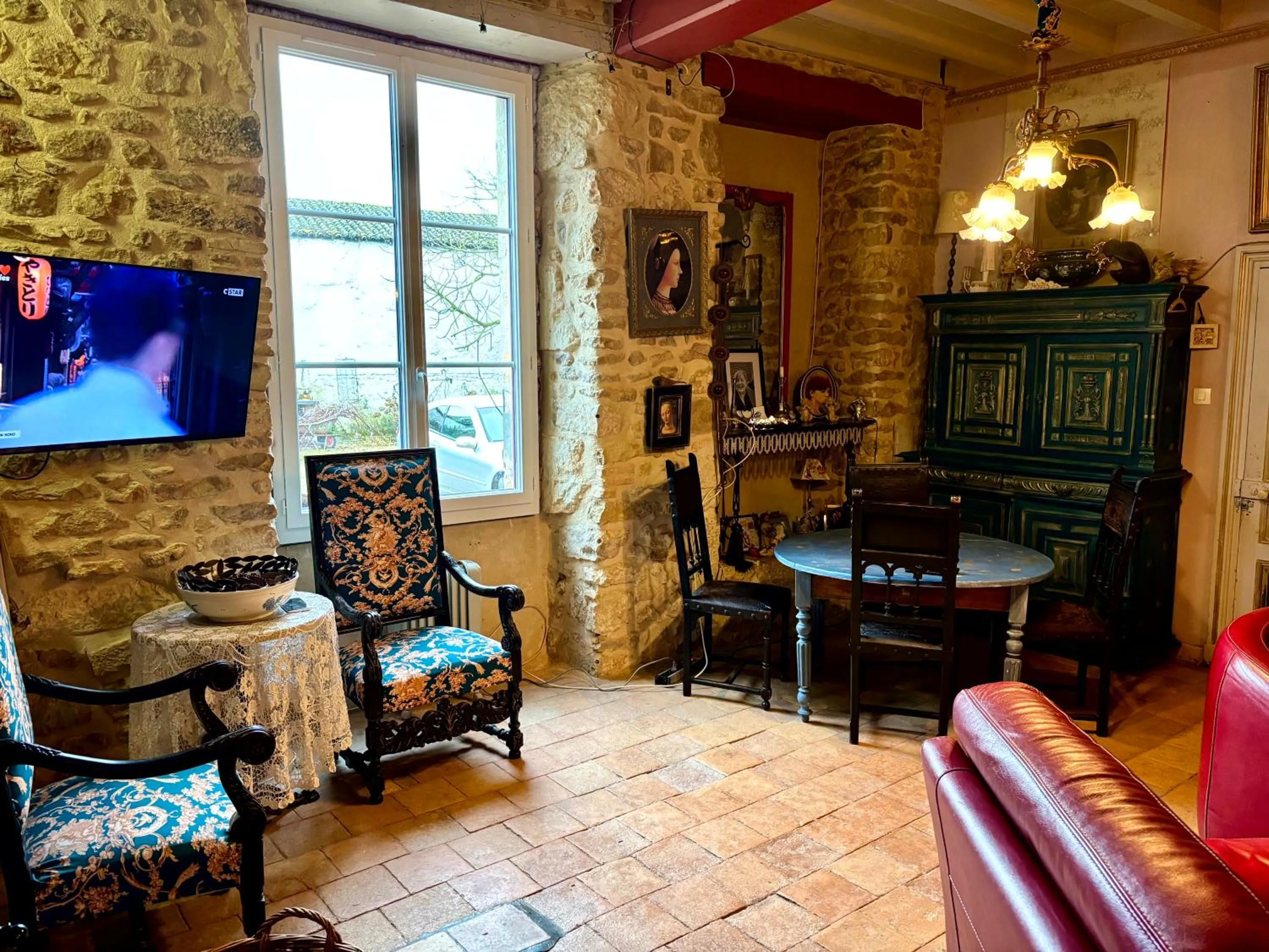 Aux Caprices des Dieux