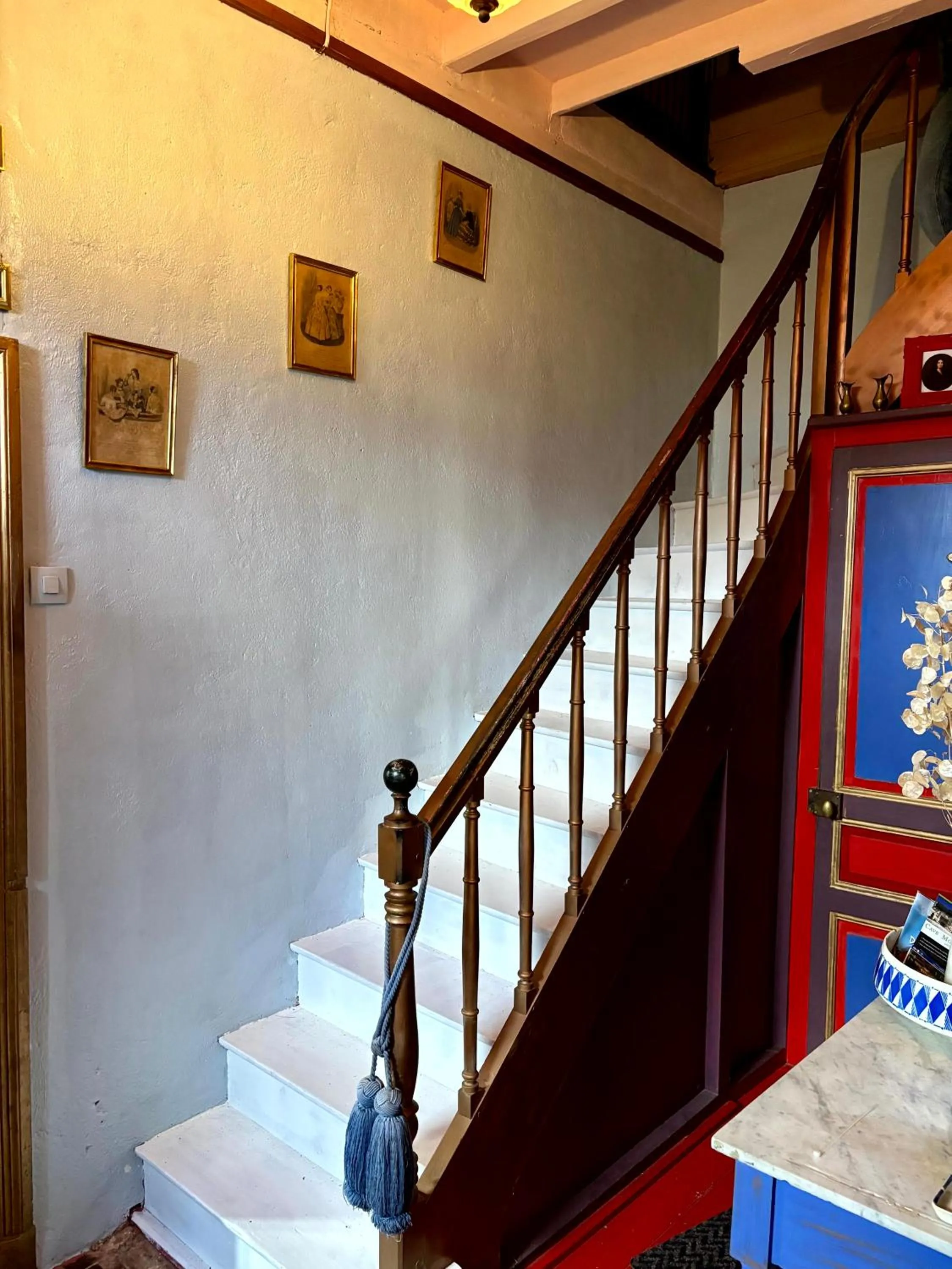 Aux Caprices des Dieux