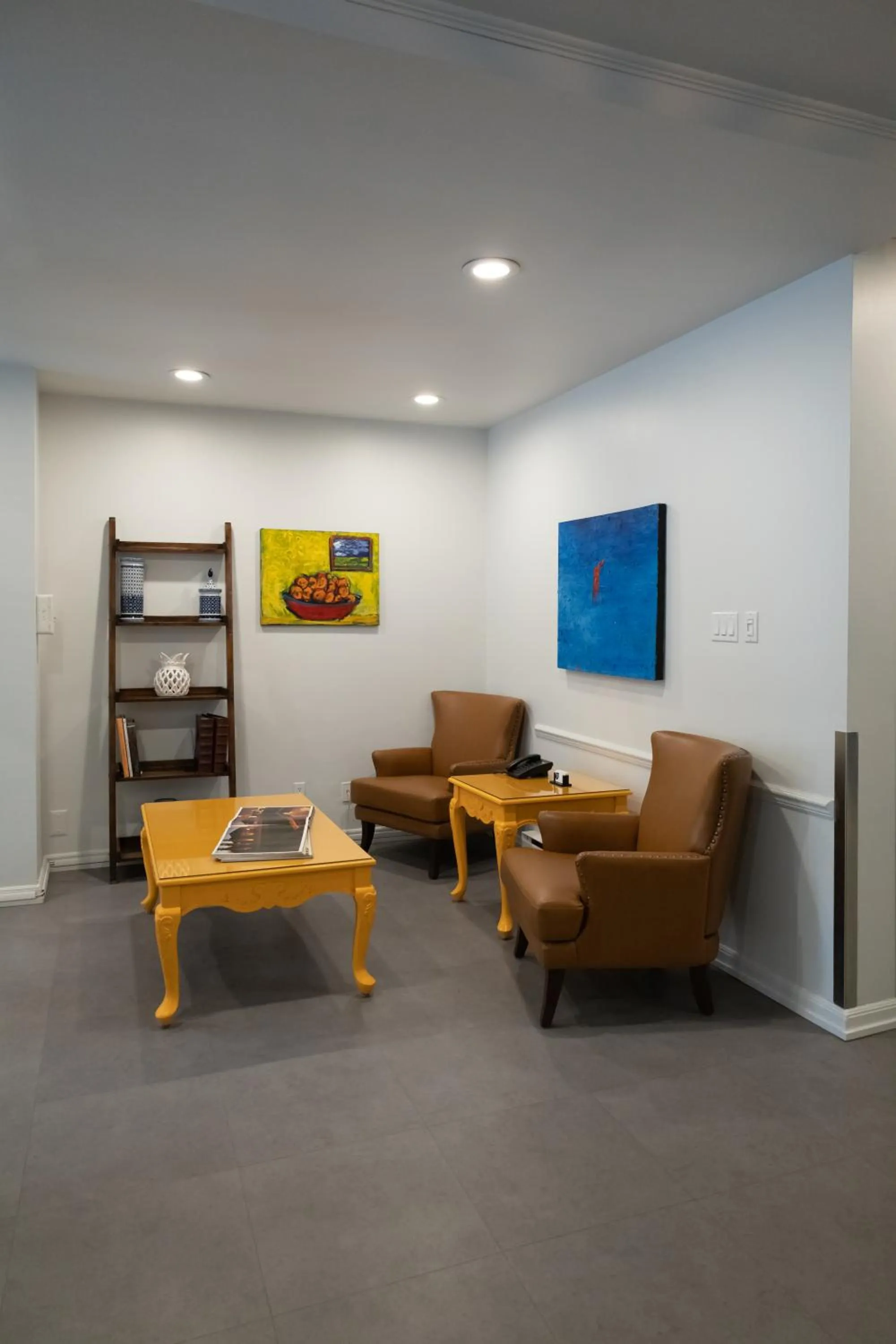 Seating area in ByWard Blue Inn