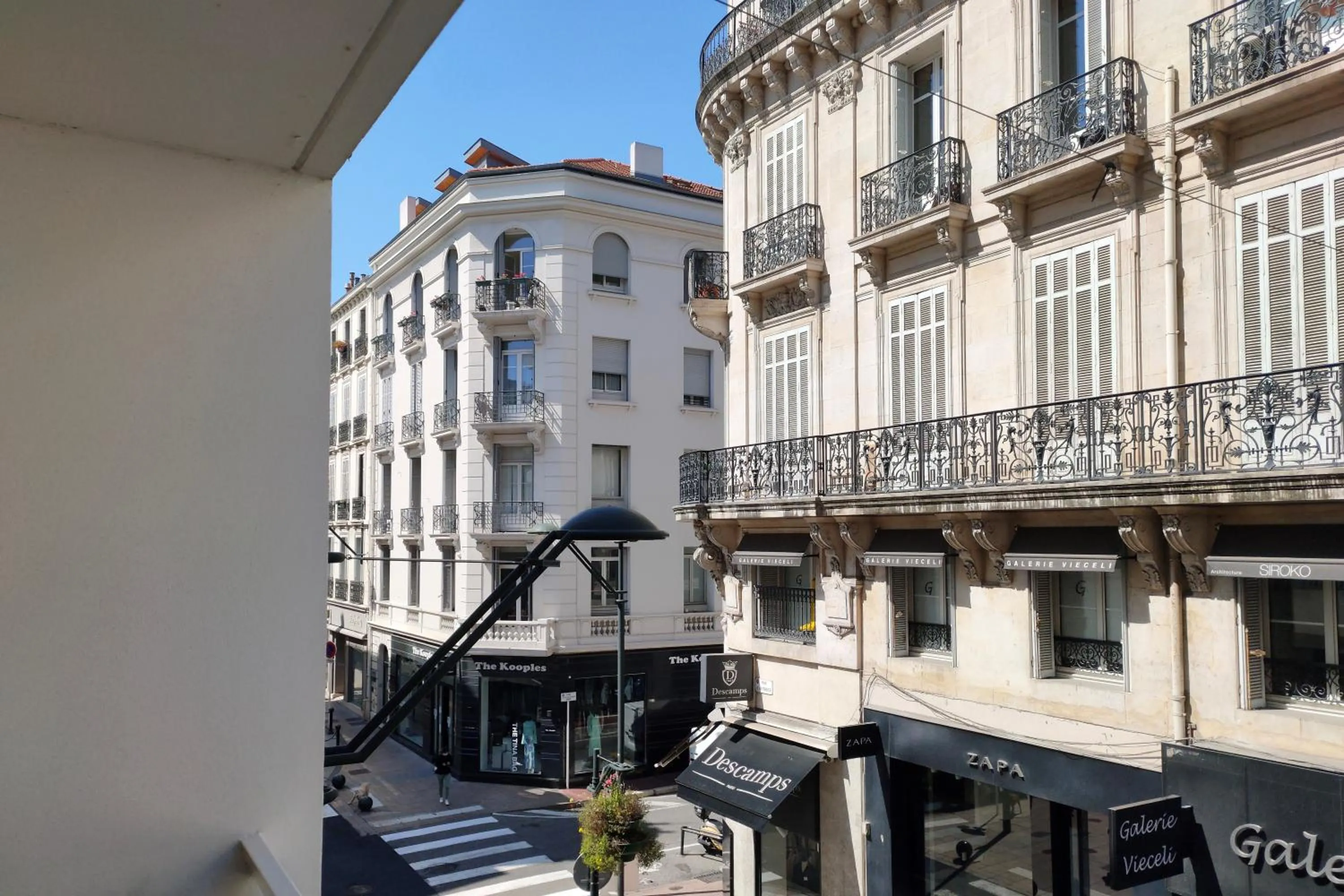 City view in Hôtel Victoria