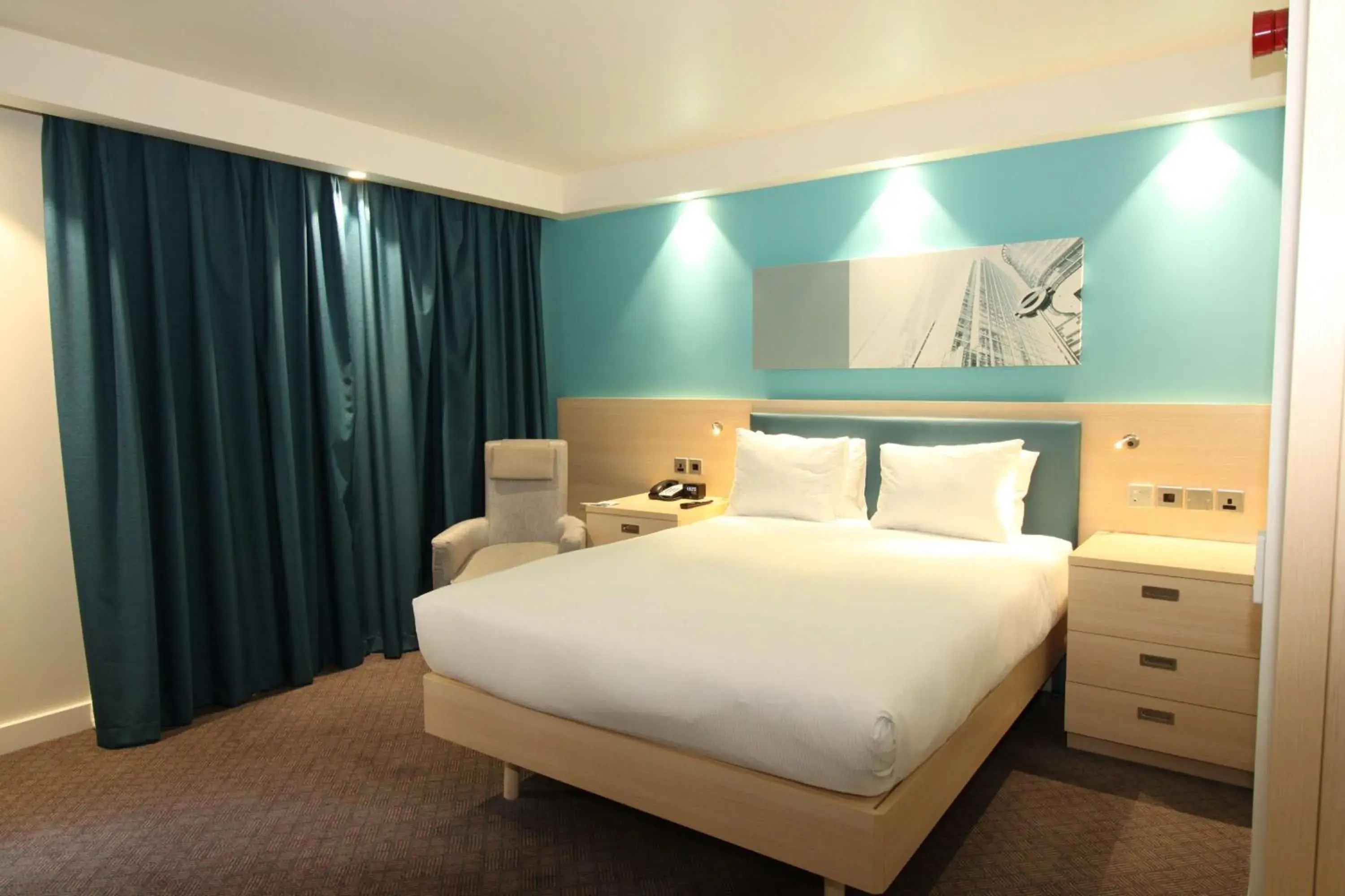 Bed in Hampton By Hilton London Docklands Bed in Hampton By Hilton London Docklands