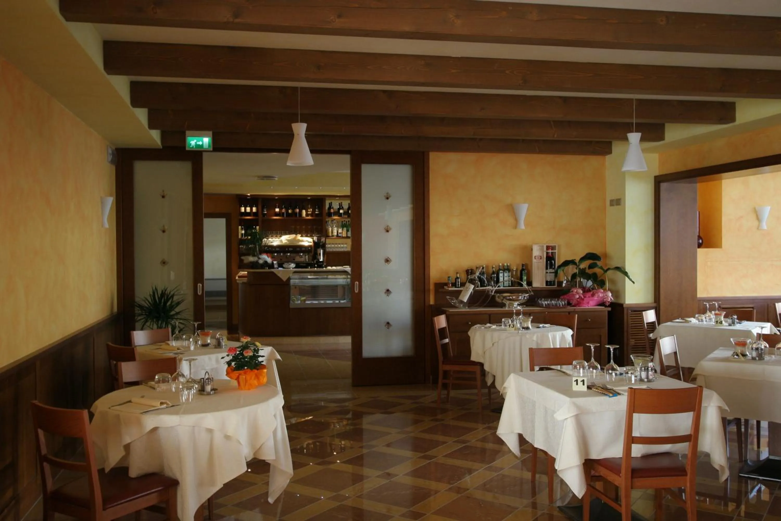 Restaurant/places to eat in Hotel Alla Croce