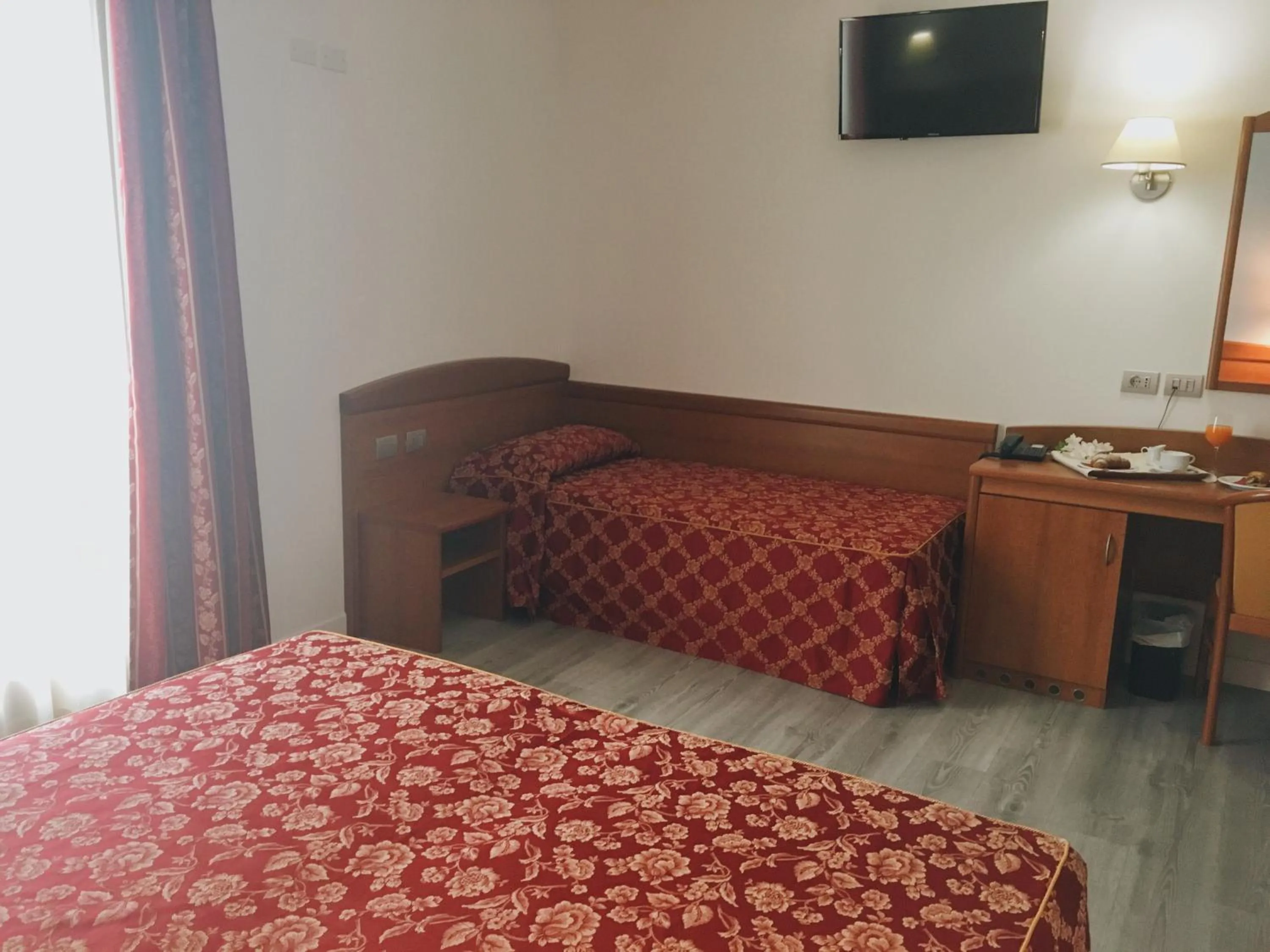 Bed in Hotel Alla Croce