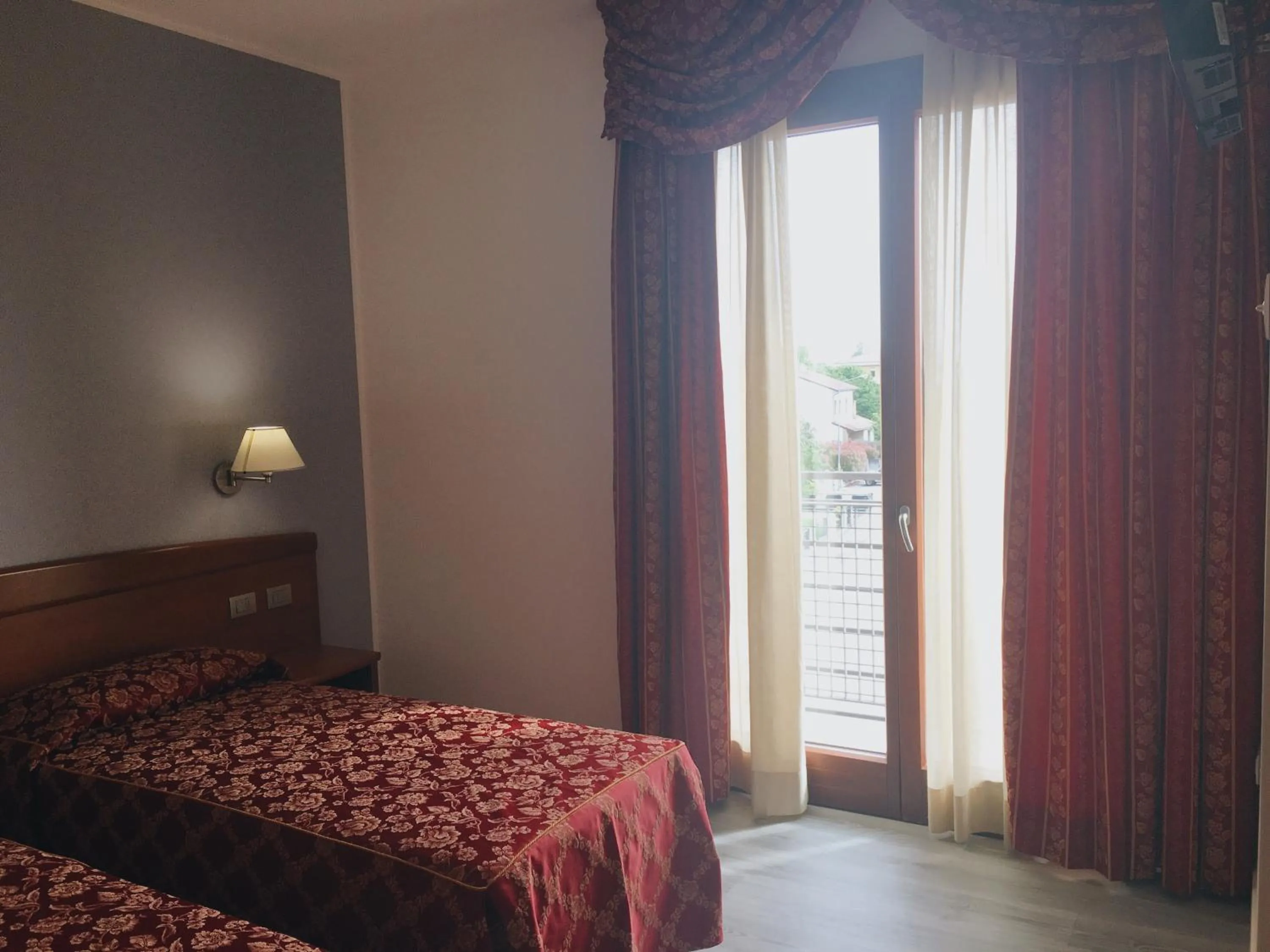 Bed in Hotel Alla Croce