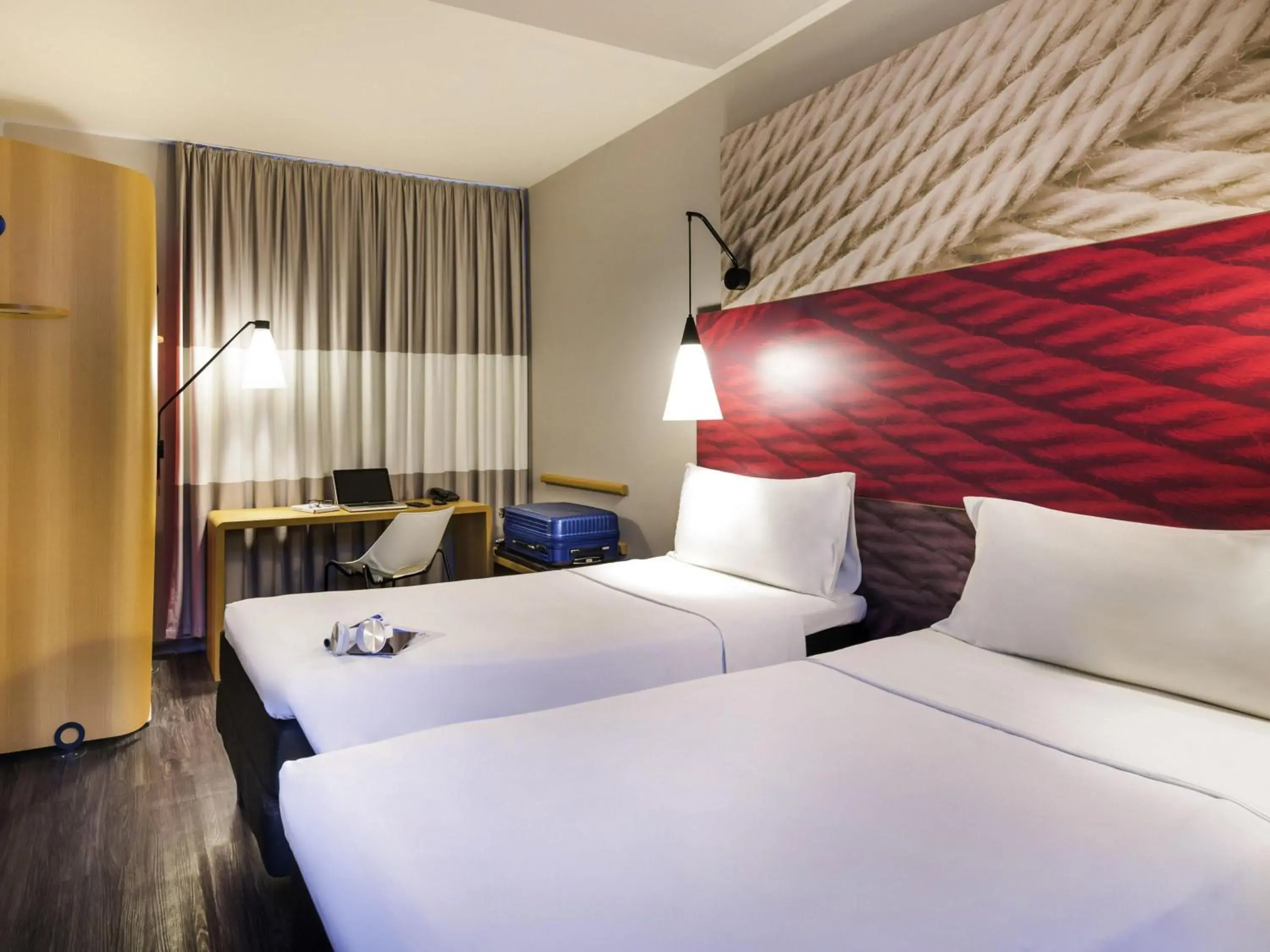 Property building, Bed in ibis Navegantes Itajai Property building, Bed in ibis Navegantes Itajai