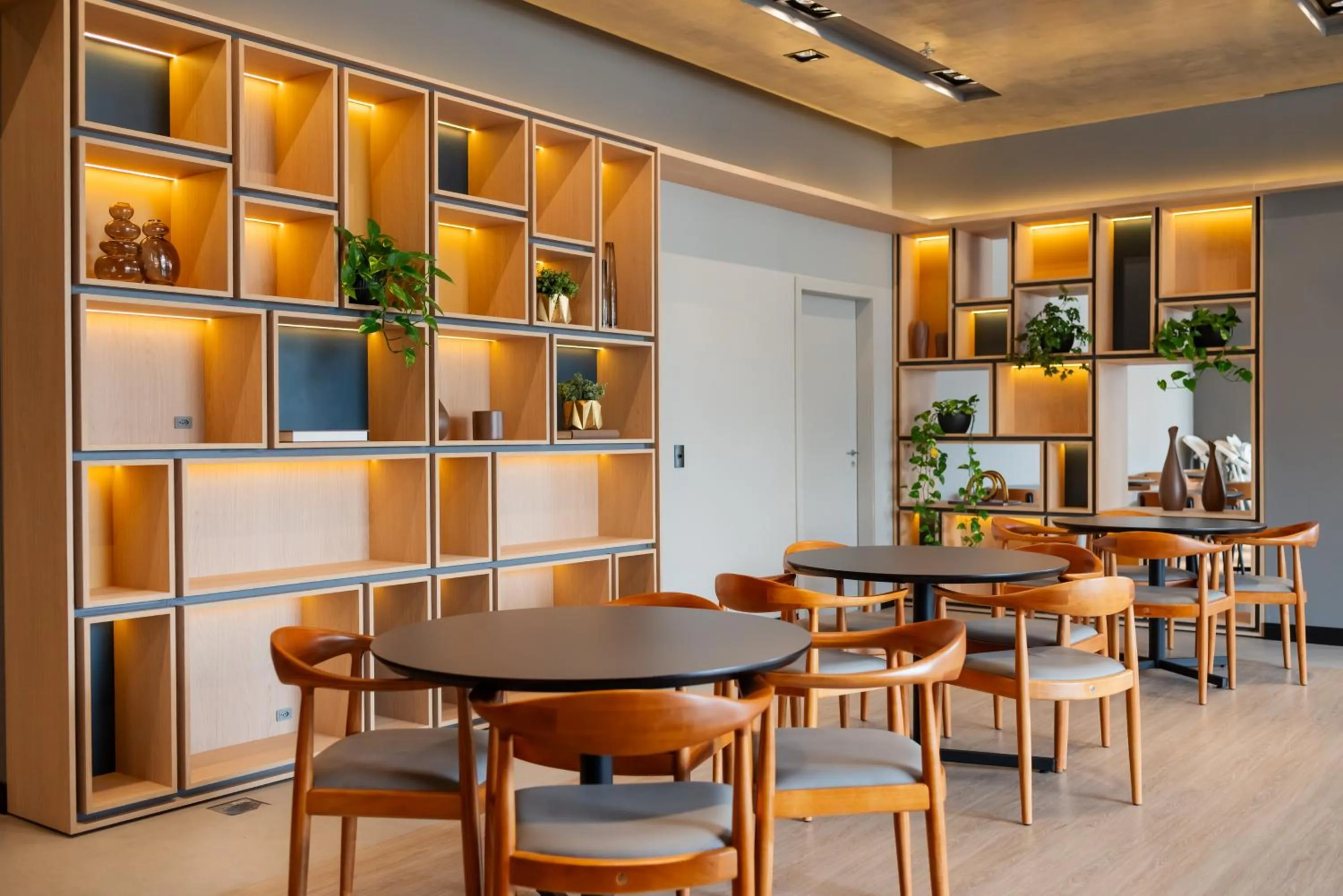 Restaurant/places to eat in ibis Navegantes Itajai